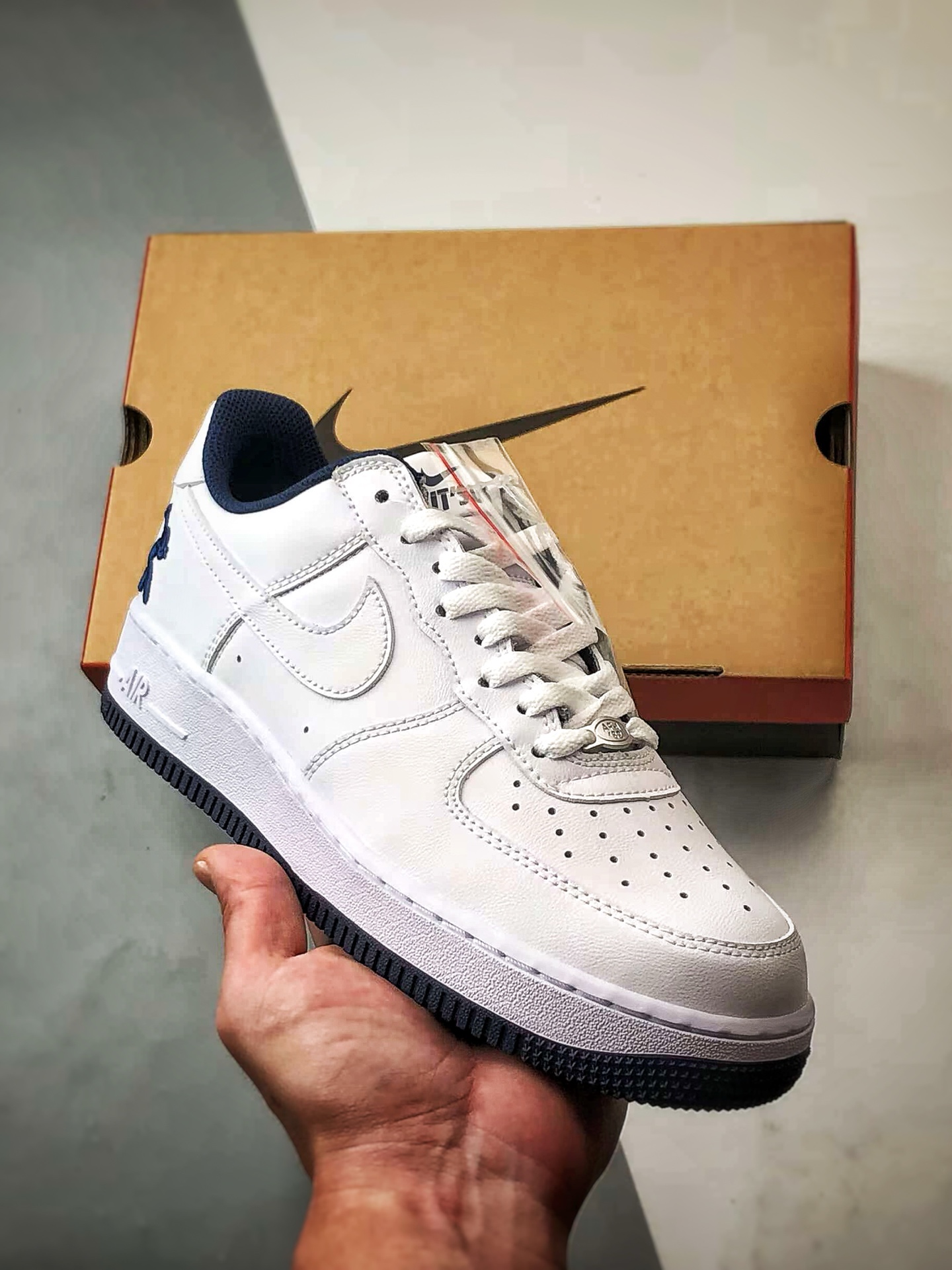 220 Lil Yachty x Air Force 1 Low 蓝白   IB5720-100