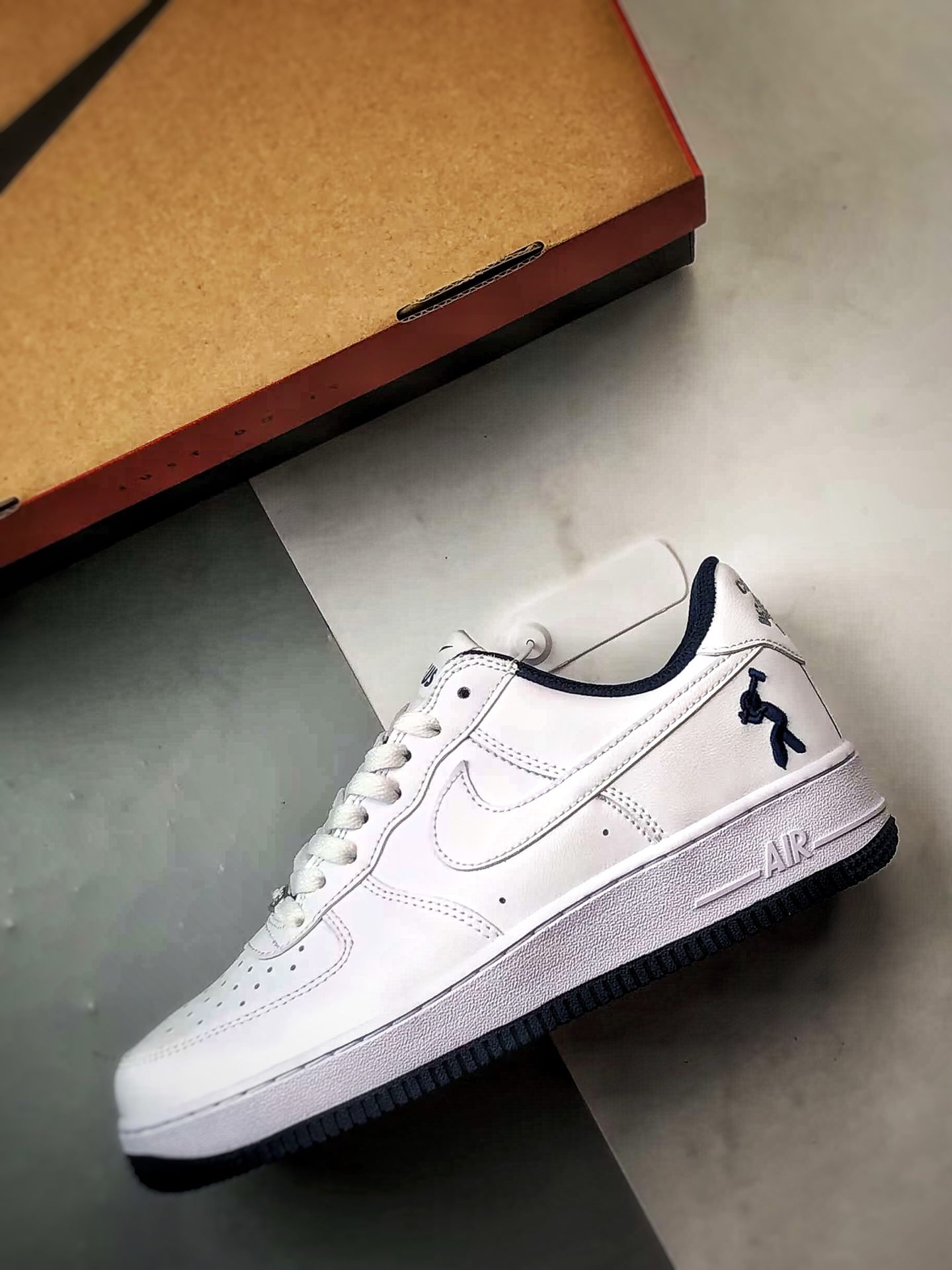 220 Lil Yachty x Air Force 1 Low 蓝白   IB5720-100
