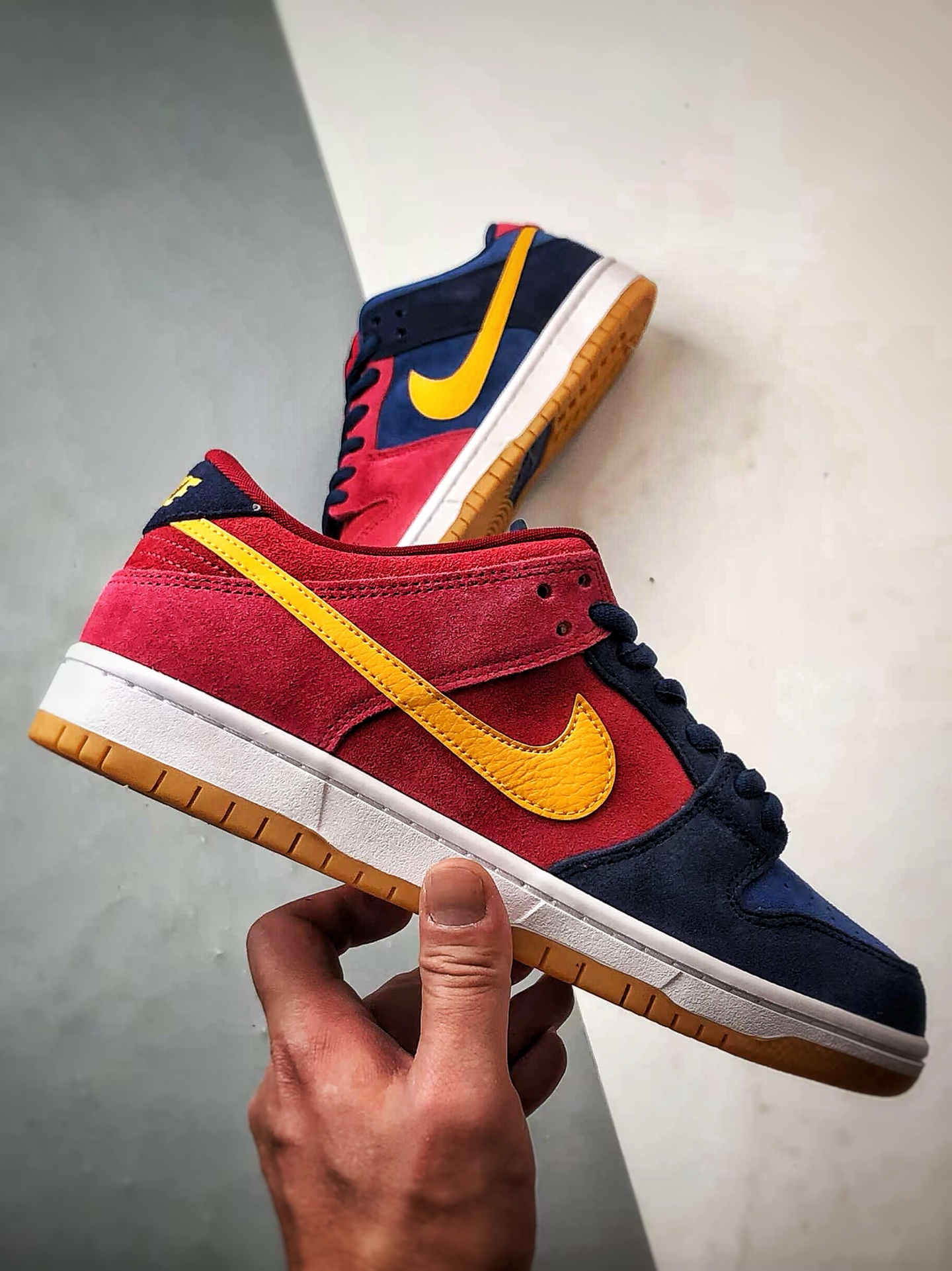 260 NK Dunk SB Pro ”Barcelona” 巴塞罗那 红蓝黄 低帮休闲运动滑板鞋  DJ0606-400