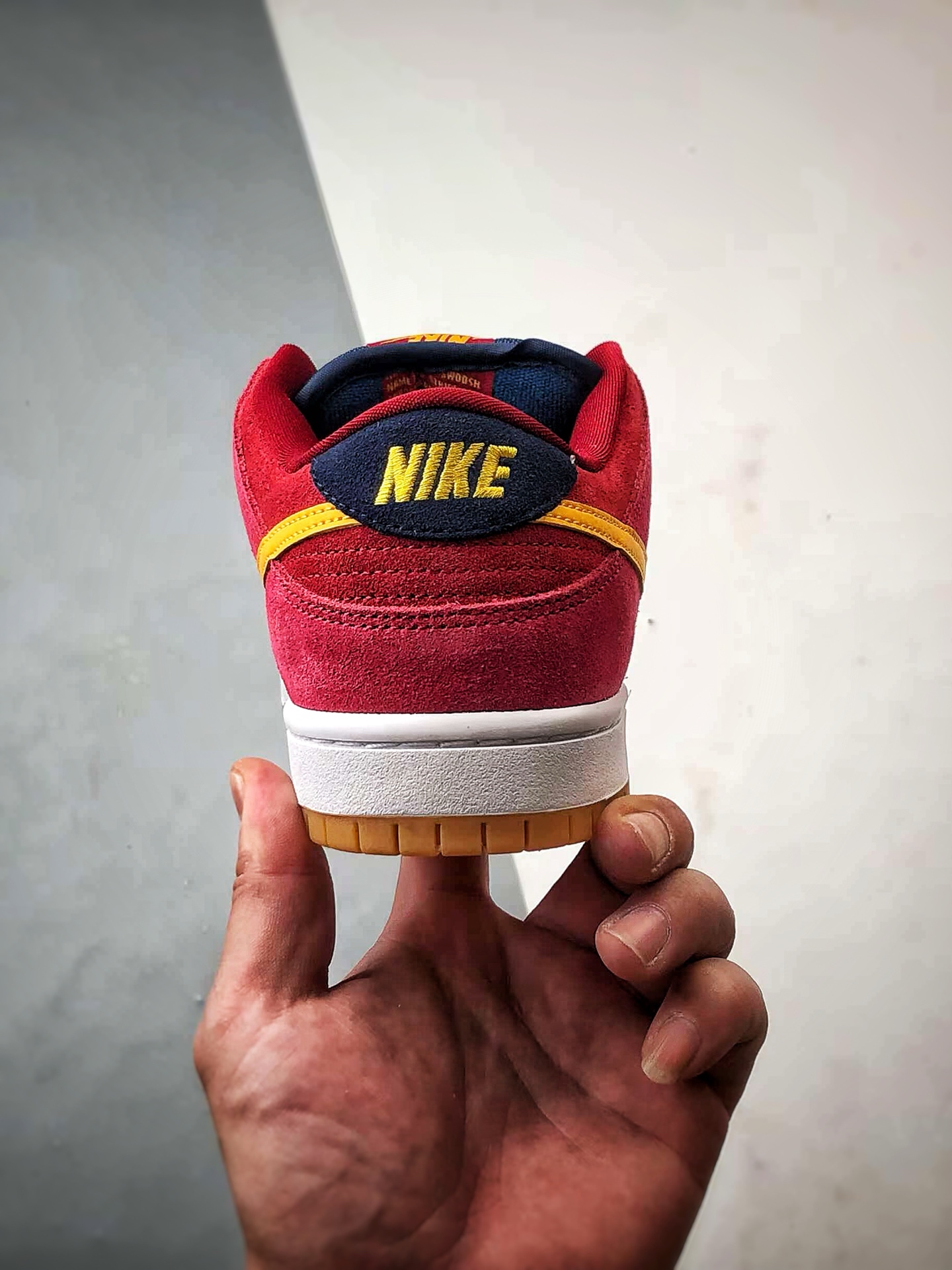 260 NK Dunk SB Pro ”Barcelona” 巴塞罗那 红蓝黄 低帮休闲运动滑板鞋  DJ0606-400