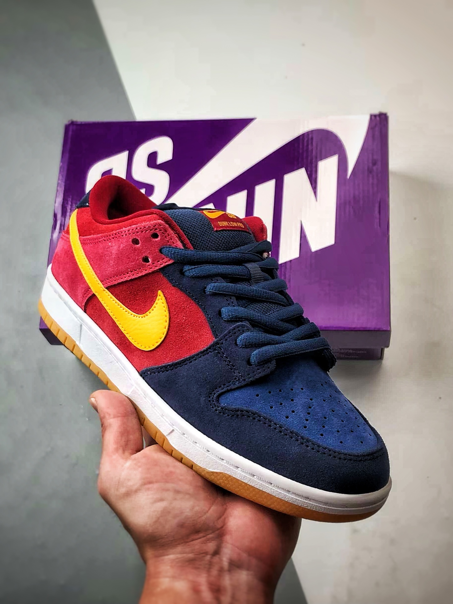 260 NK Dunk SB Pro ”Barcelona” 巴塞罗那 红蓝黄 低帮休闲运动滑板鞋  DJ0606-400
