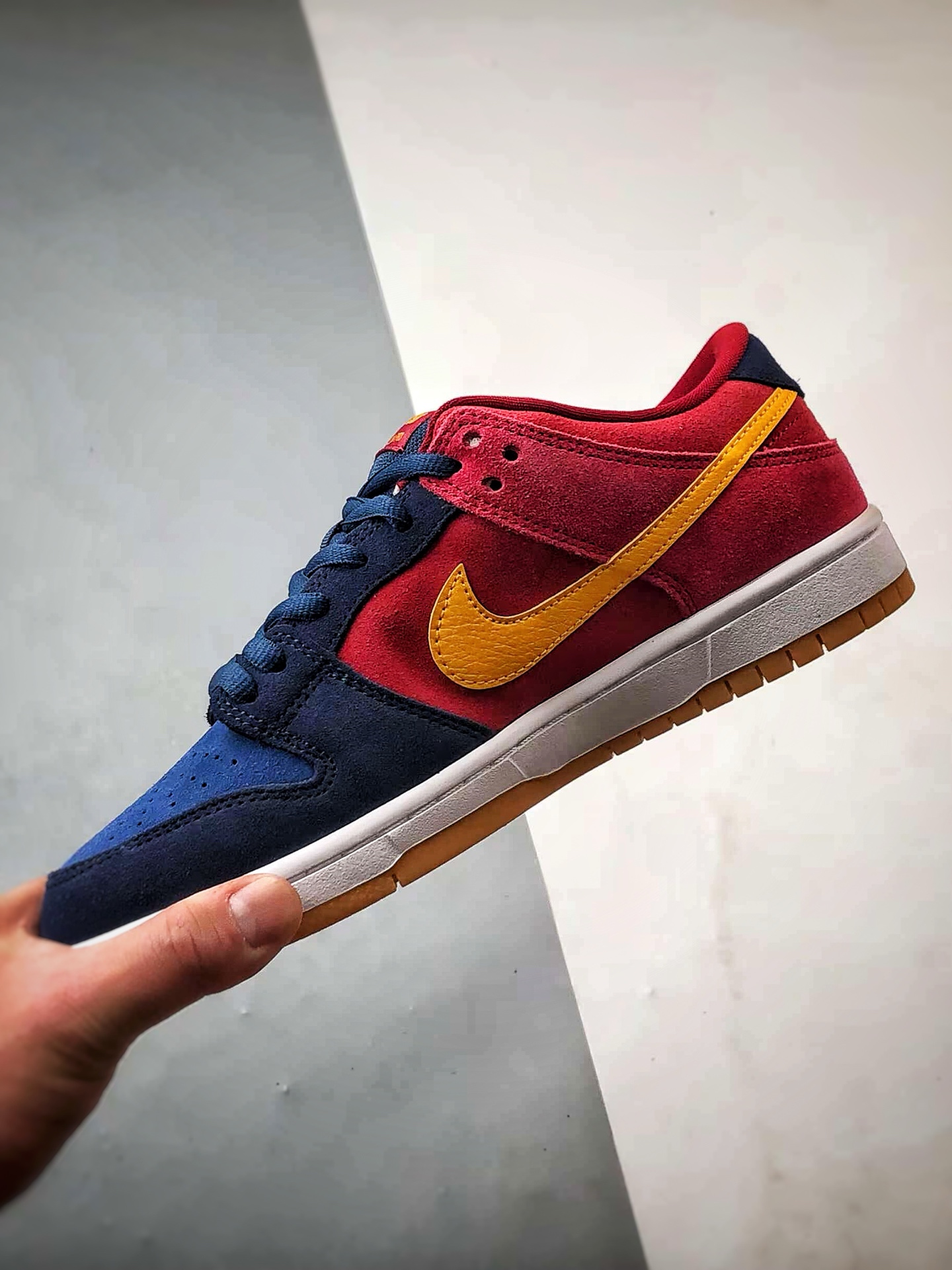260 NK Dunk SB Pro ”Barcelona” 巴塞罗那 红蓝黄 低帮休闲运动滑板鞋  DJ0606-400