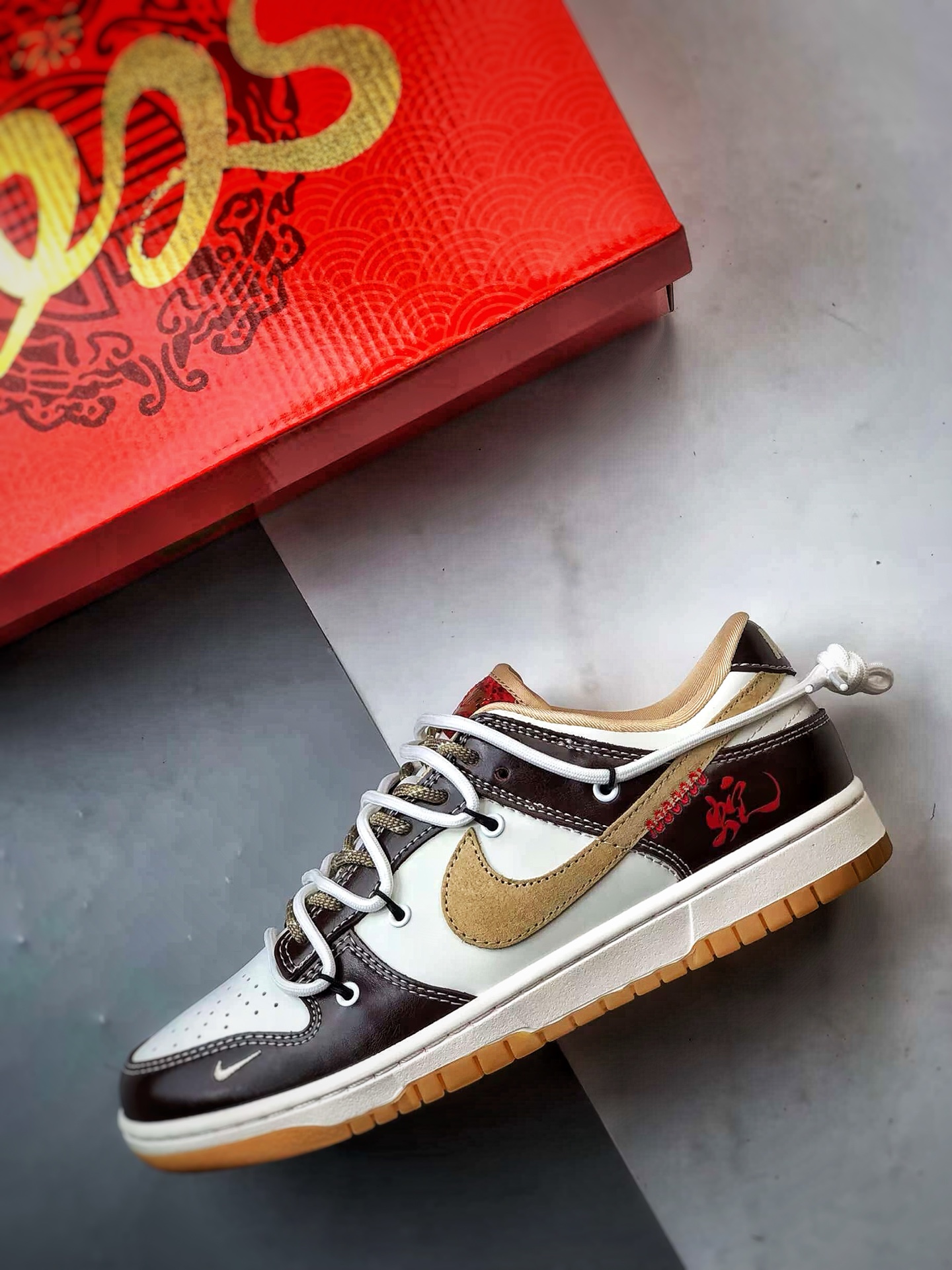 310 NK Dunk Low Retro ”DIY高端定制” 蛇年白棕解构绑带 低帮休闲运动板鞋  YX5066-290