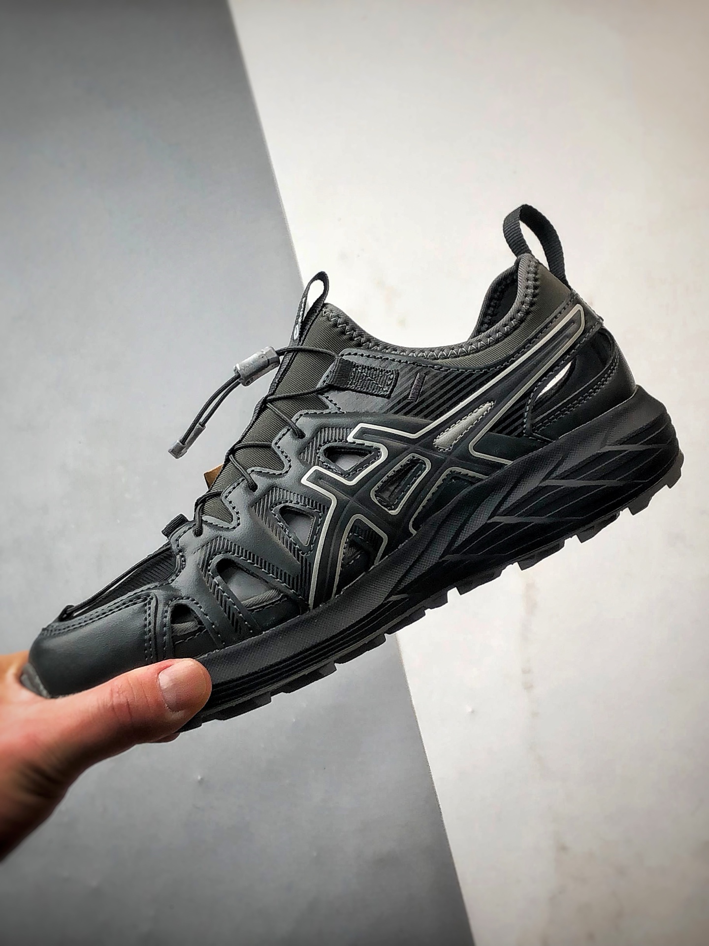 200 Asics Gel-Sonoma 石墨灰 户外运动徒步溯溪凉鞋