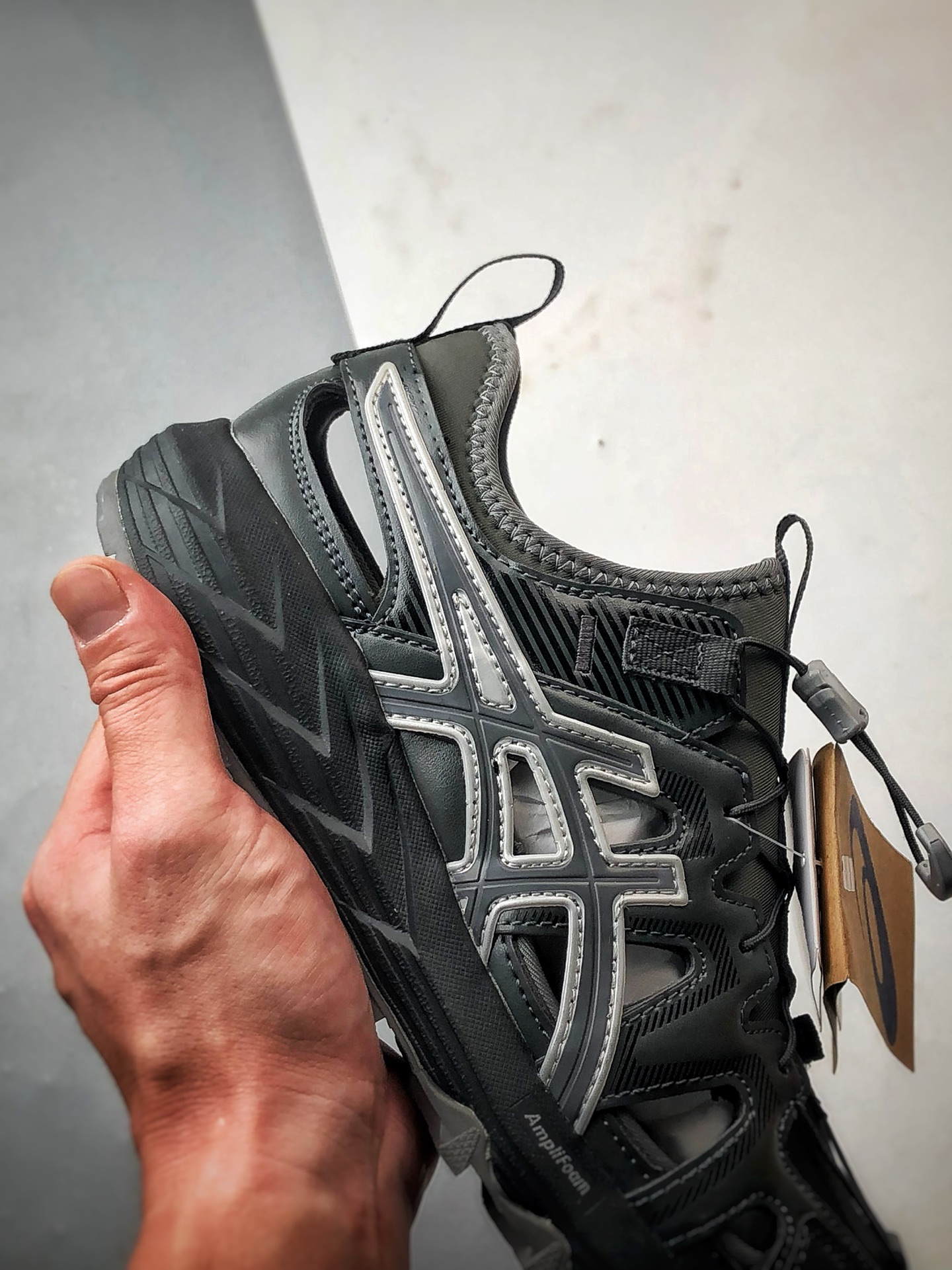 200 Asics Gel-Sonoma 石墨灰 户外运动徒步溯溪凉鞋