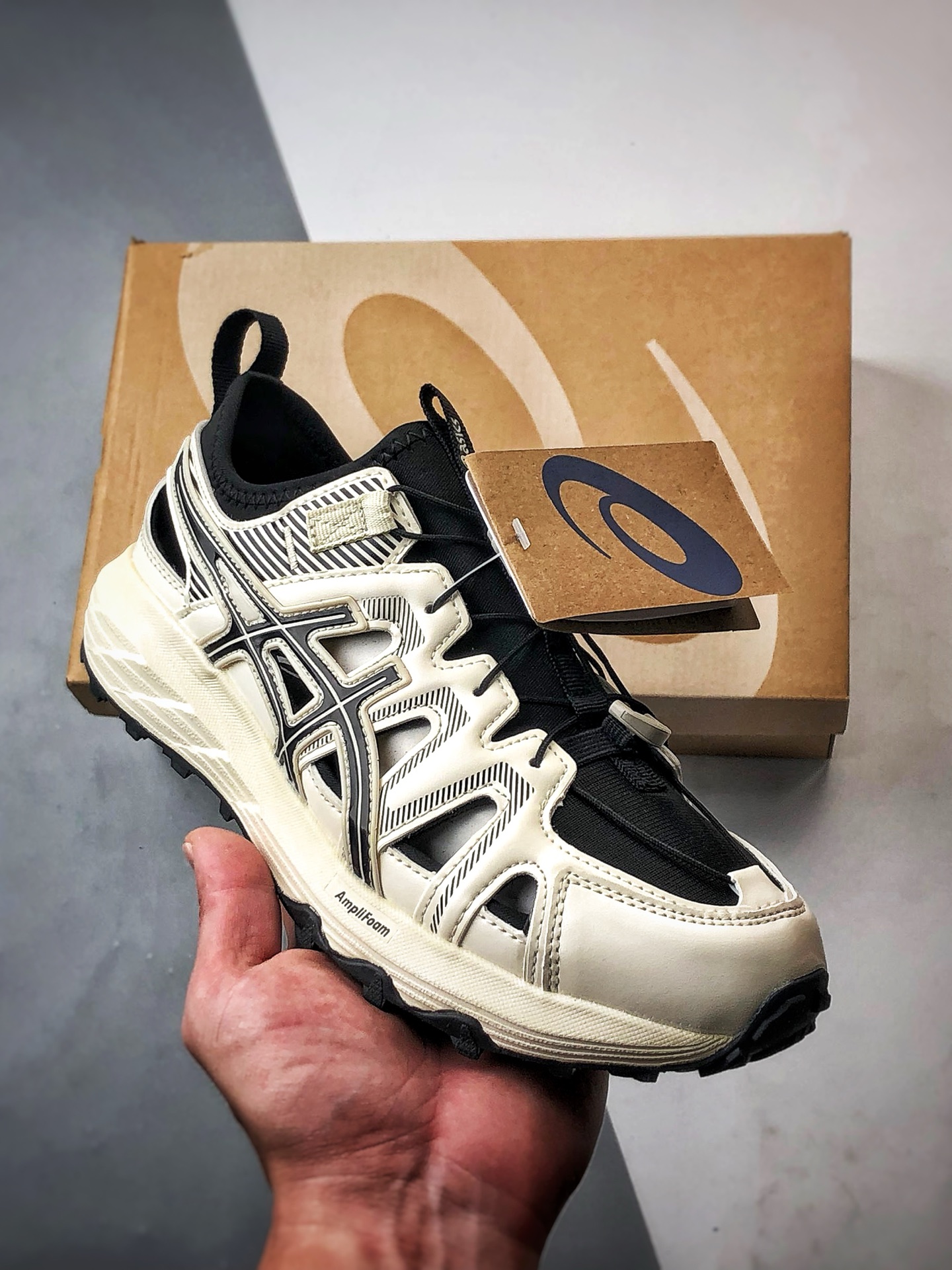 200 Asics Gel-Sonoma 米黑 户外运动徒步溯溪凉鞋