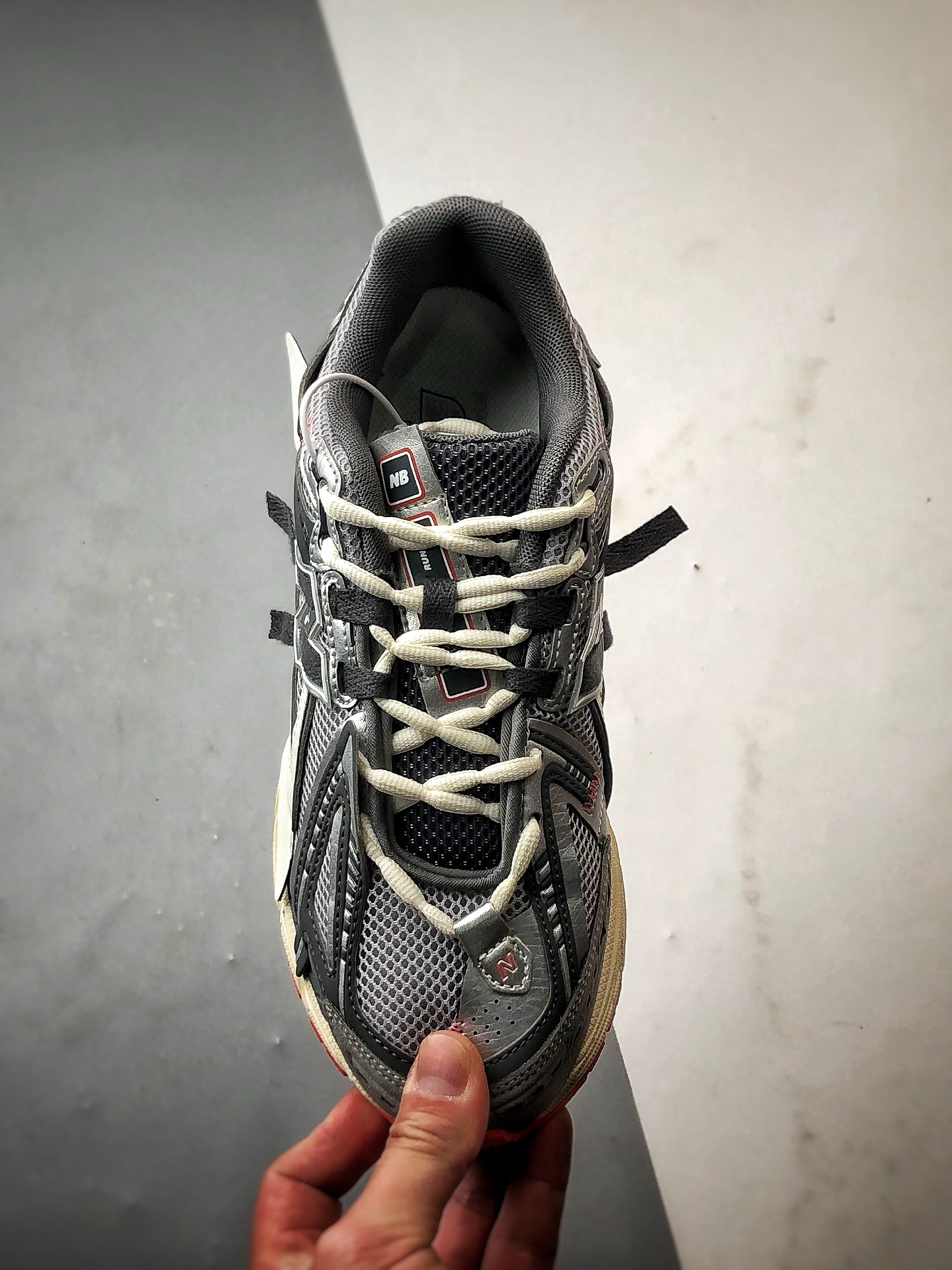 240 New Balance 1906 解构灰白 复古潮流休闲运动慢跑鞋  M1906AC