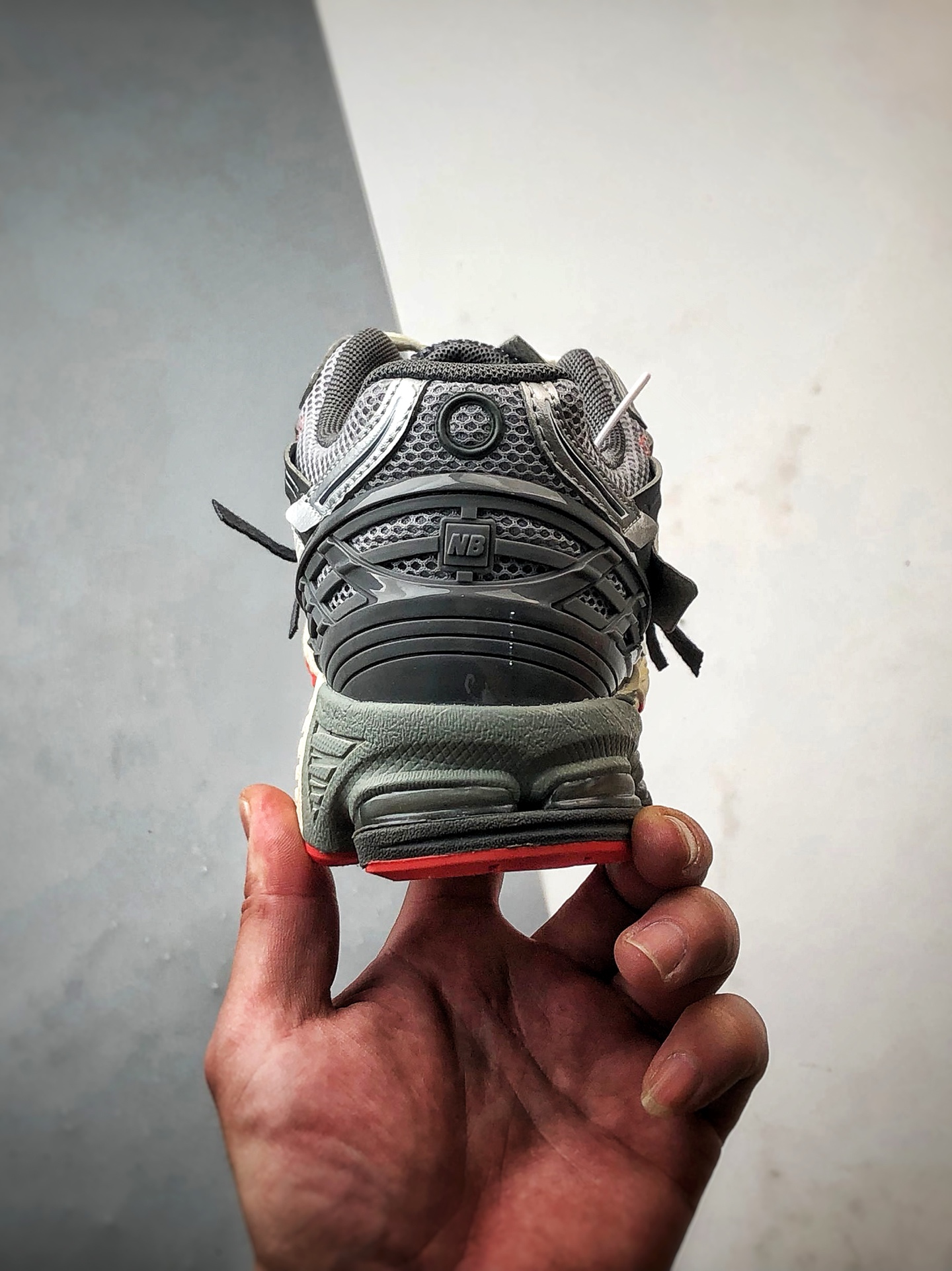 240 New Balance 1906 解构灰白 复古潮流休闲运动慢跑鞋  M1906AC