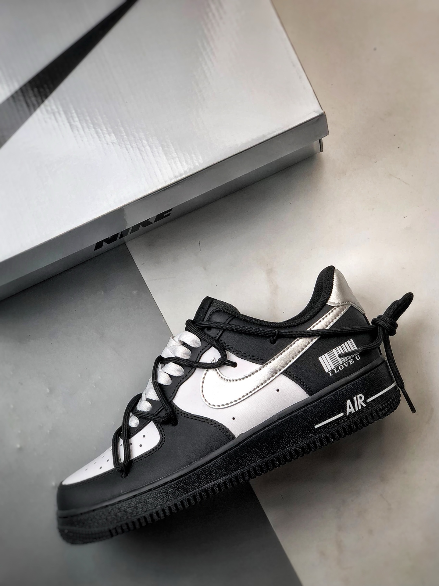 280 【定制球鞋】Air Force 1 Low 银翼熊猫 黑白解构绑带 经典休闲运动板鞋 ZH0316-064
