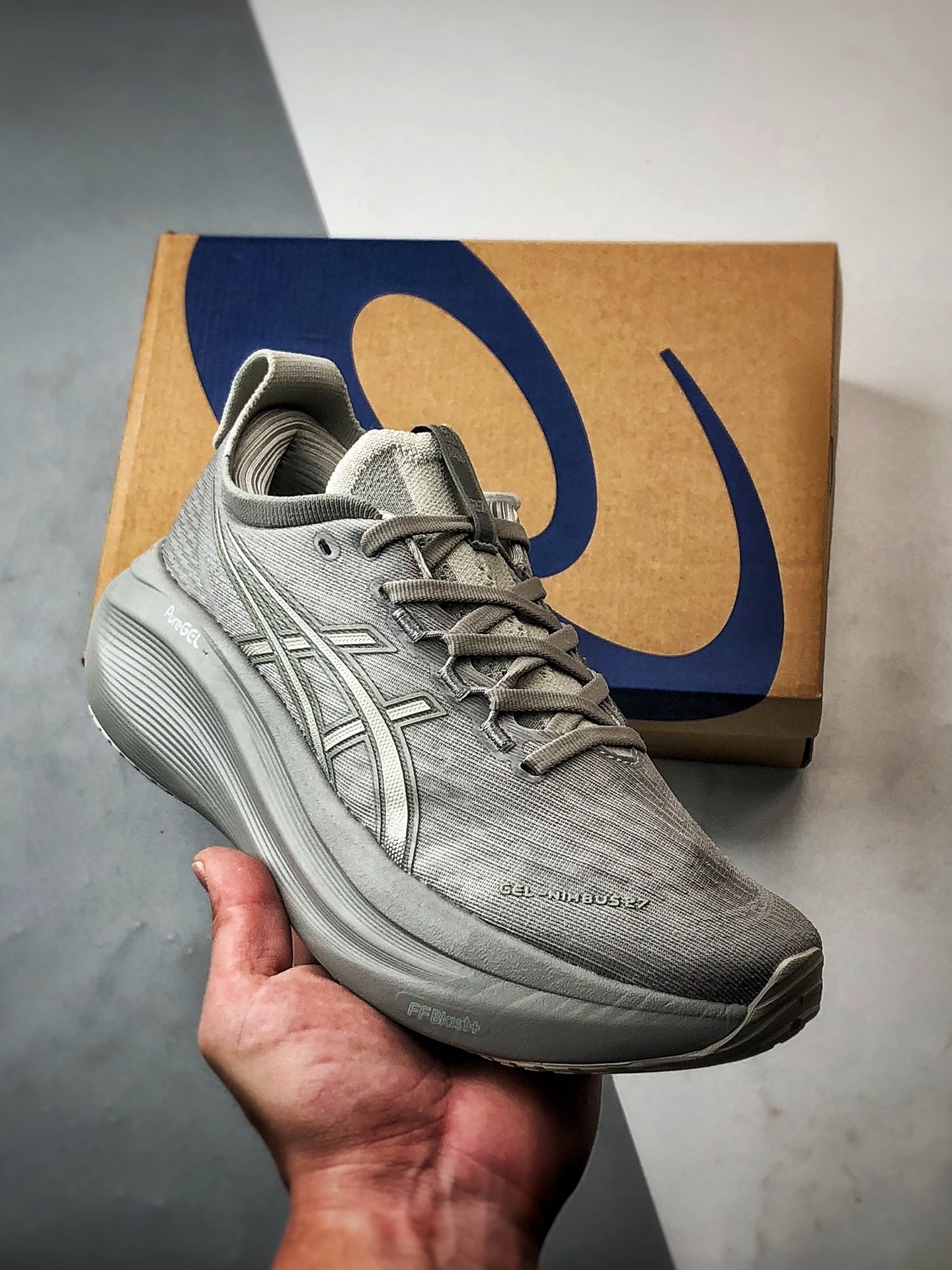 210 Asics Gel-Nimbus 27 灰色 亚瑟士27代舒适轻盈休闲跑步鞋