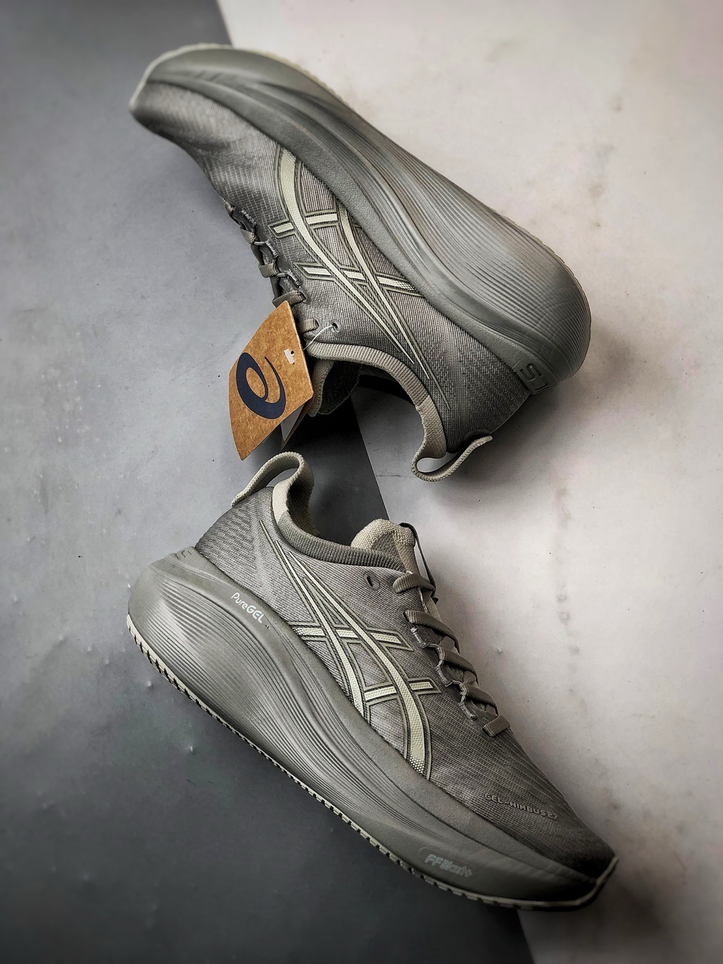 210 Asics Gel-Nimbus 27 灰色 亚瑟士27代舒适轻盈休闲跑步鞋