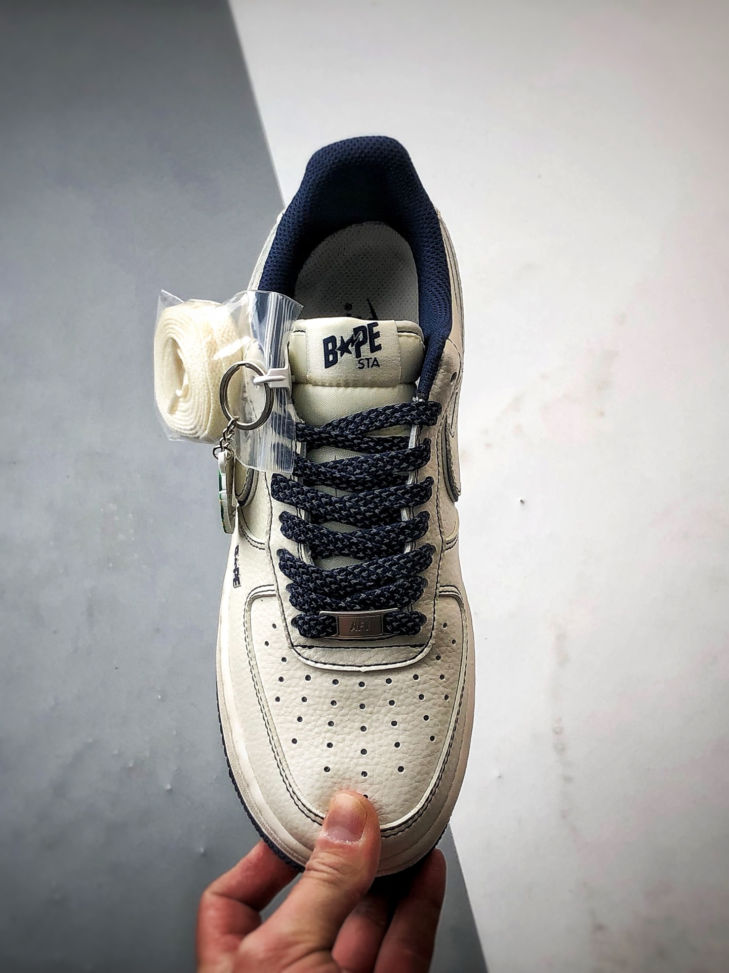 280 Bape x Air Force 1 Low 米白深蓝  HH7518-066
