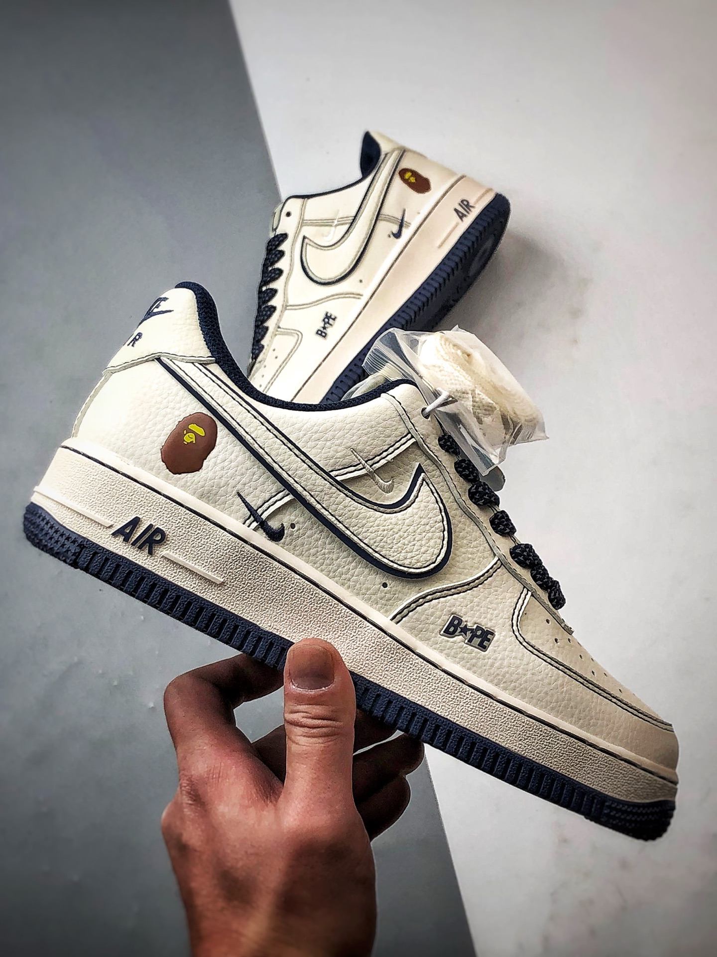 280 Bape x Air Force 1 Low 米白深蓝  HH7518-066