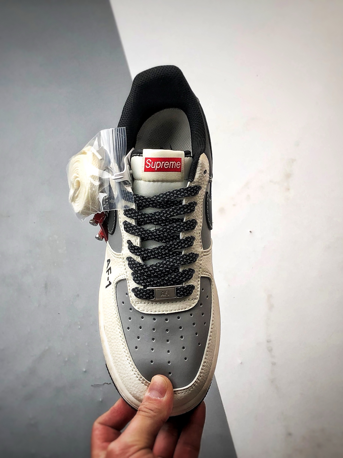 280 Sup x Air Force 1 Low 米灰黑反光  HH7518-055