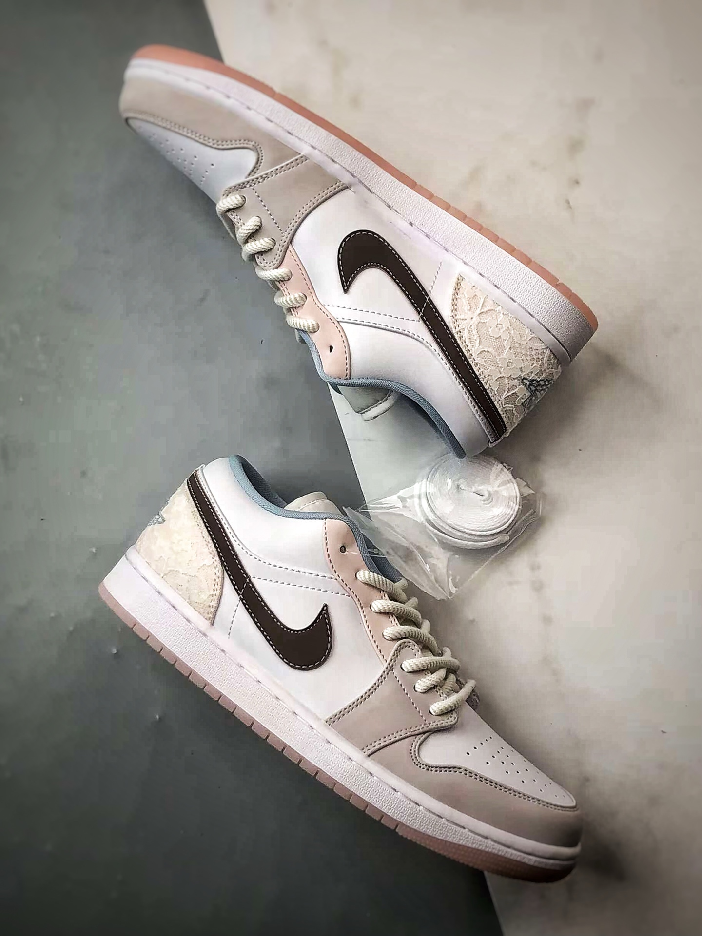 200 Air Jordan 1 Low 白粉   IB8859-101