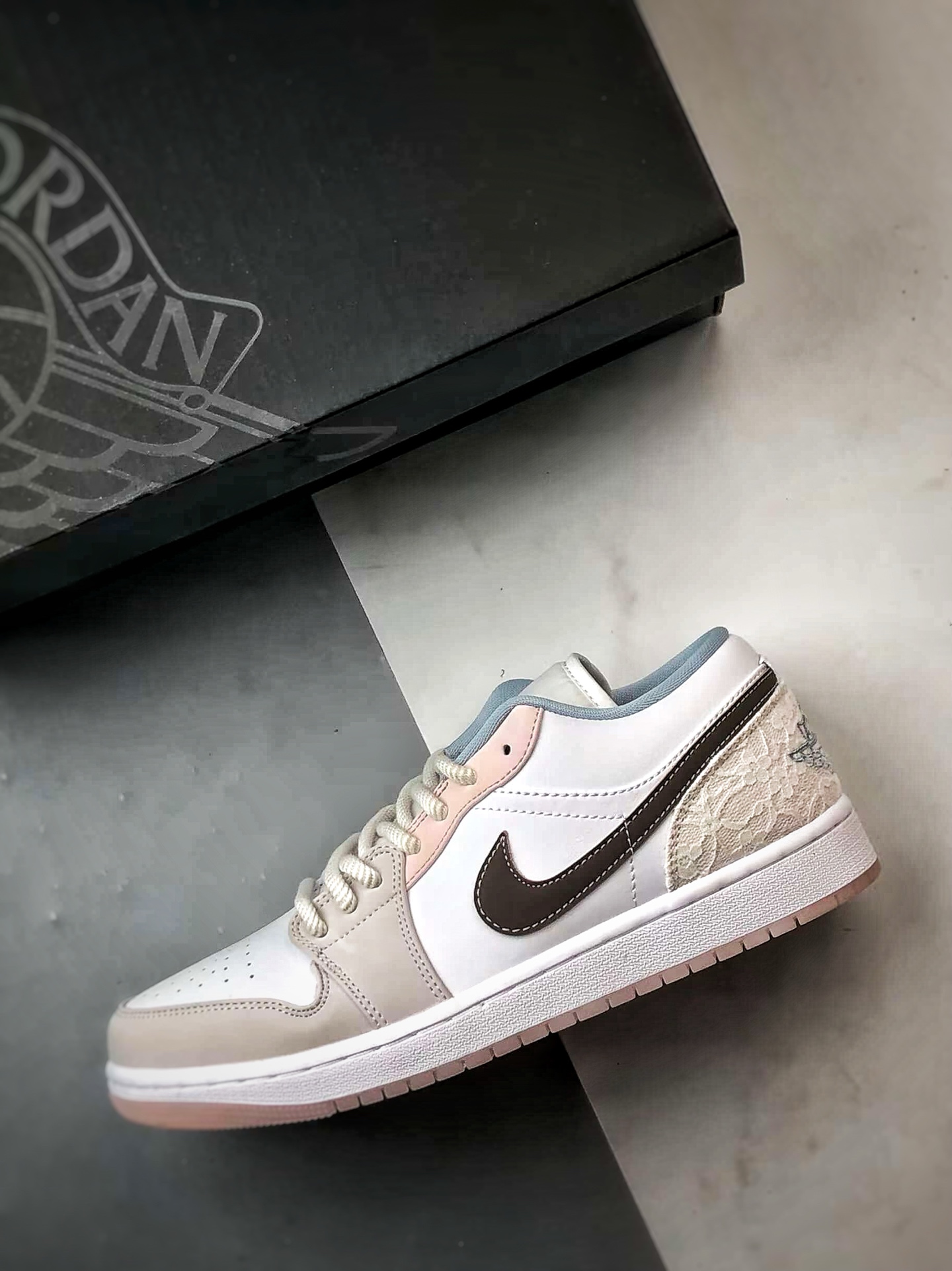 200 Air Jordan 1 Low 白粉   IB8859-101