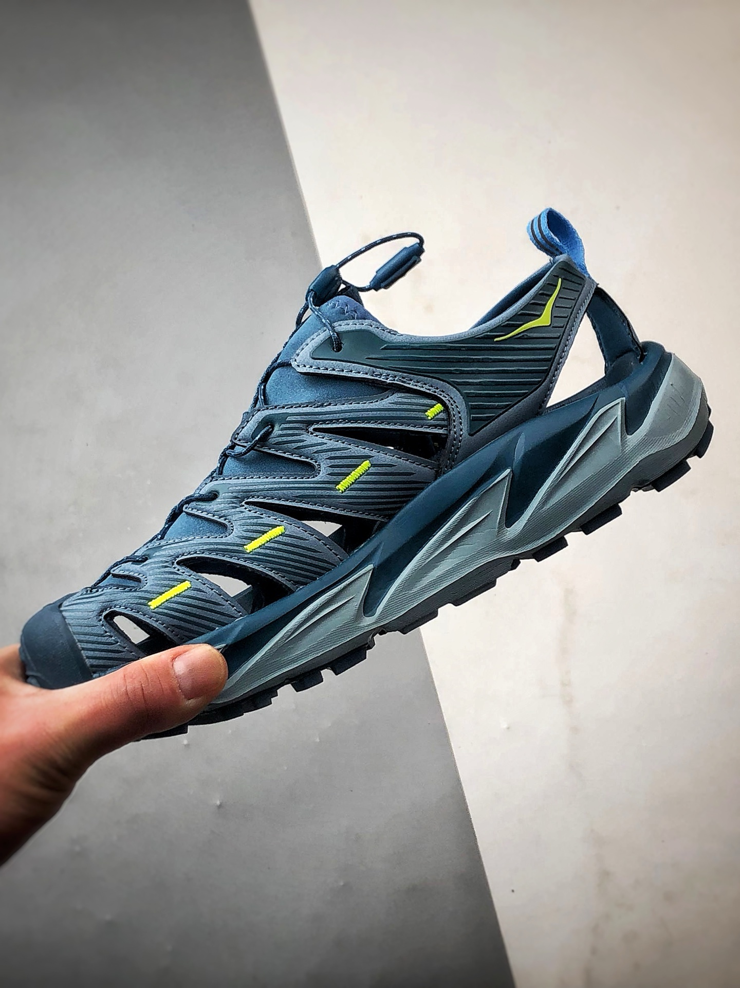 210 Hoka One One Hopara 蓝色 霍帕拉休闲户外涉水溯溪凉鞋  1106534-BSNBL