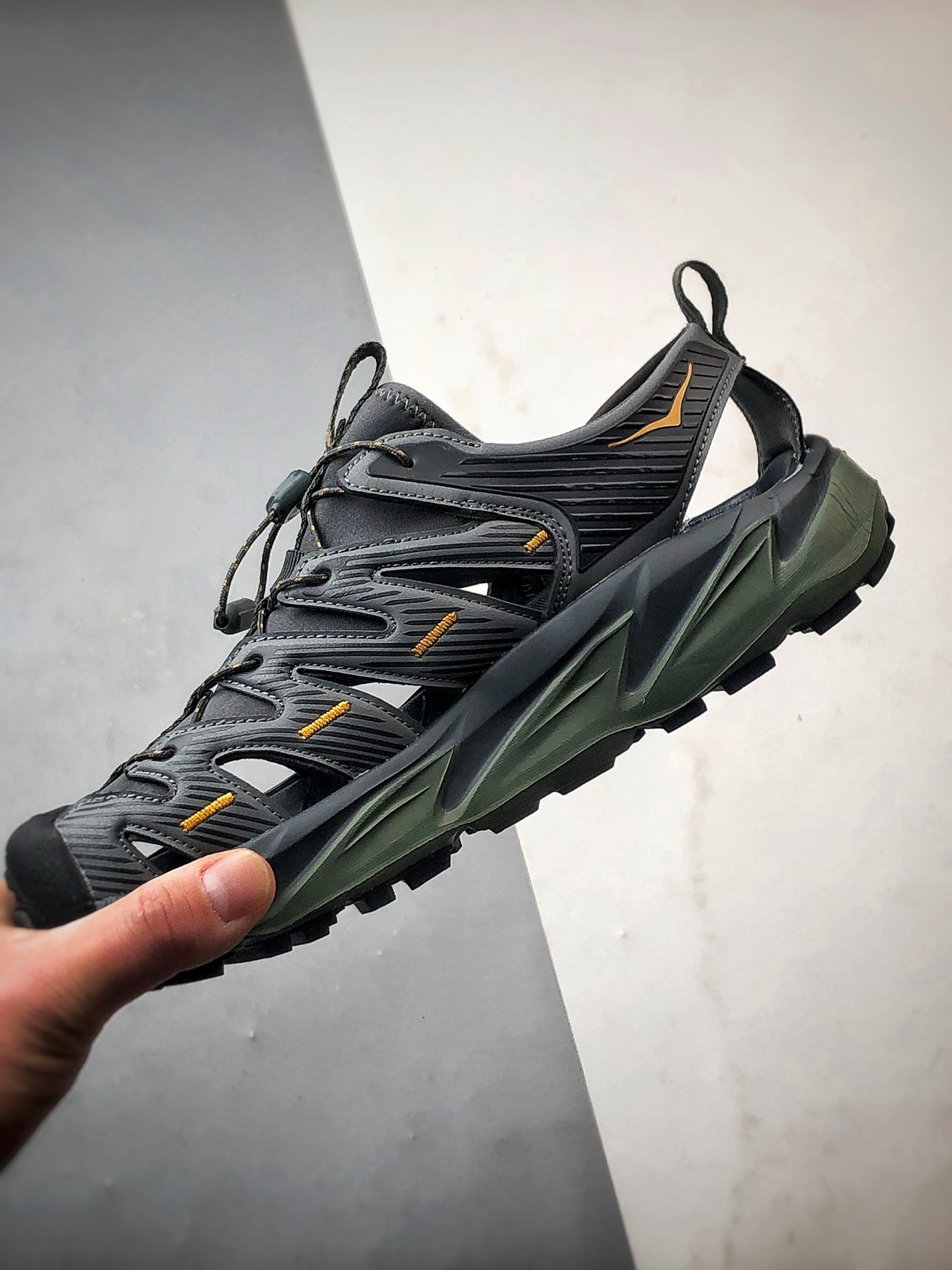 210 Hoka One One Hopara 墨绿色 霍帕拉休闲户外涉水溯溪凉鞋  1106534-CTHY