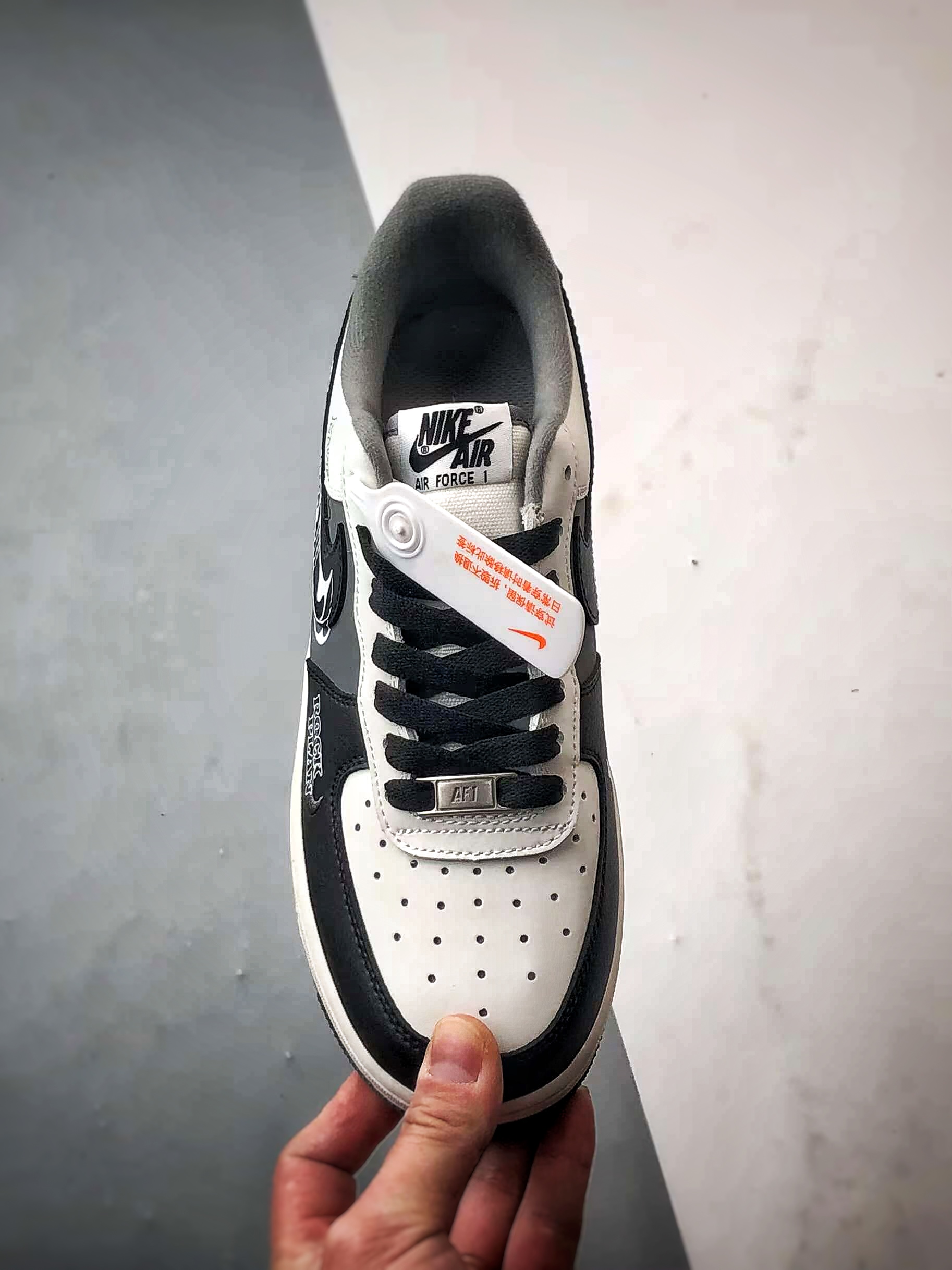 280 Air Force 1 '07 Low 50美分白黑灰涂鸦   DB3301-660