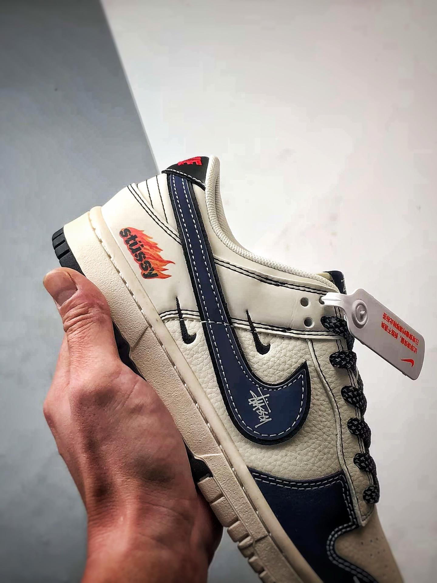 290 NK Dunk Low Retro ”DIY高端定制” 斯图西白深蓝小双钩 低帮休闲运动板鞋  ZH2598-226