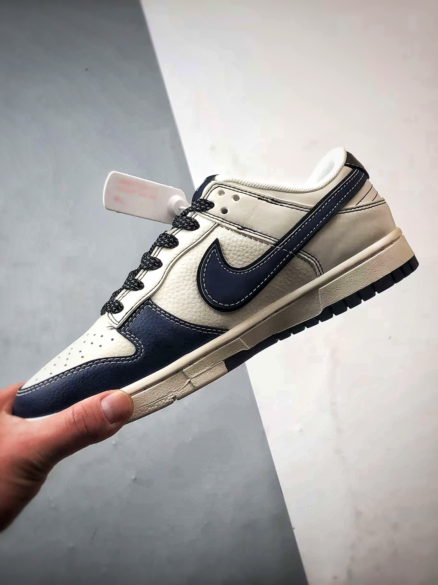 290 NK Dunk Low Retro ”DIY高端定制” 斯图西白深蓝小双钩 低帮休闲运动板鞋  ZH2598-226