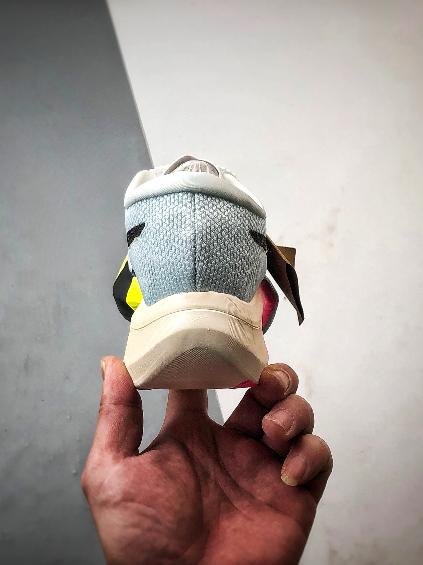 210 Asics Metaspeed Sky Paris 浅蓝黑 进化版马拉松竞速轻量透气跑步鞋  1013A123-401