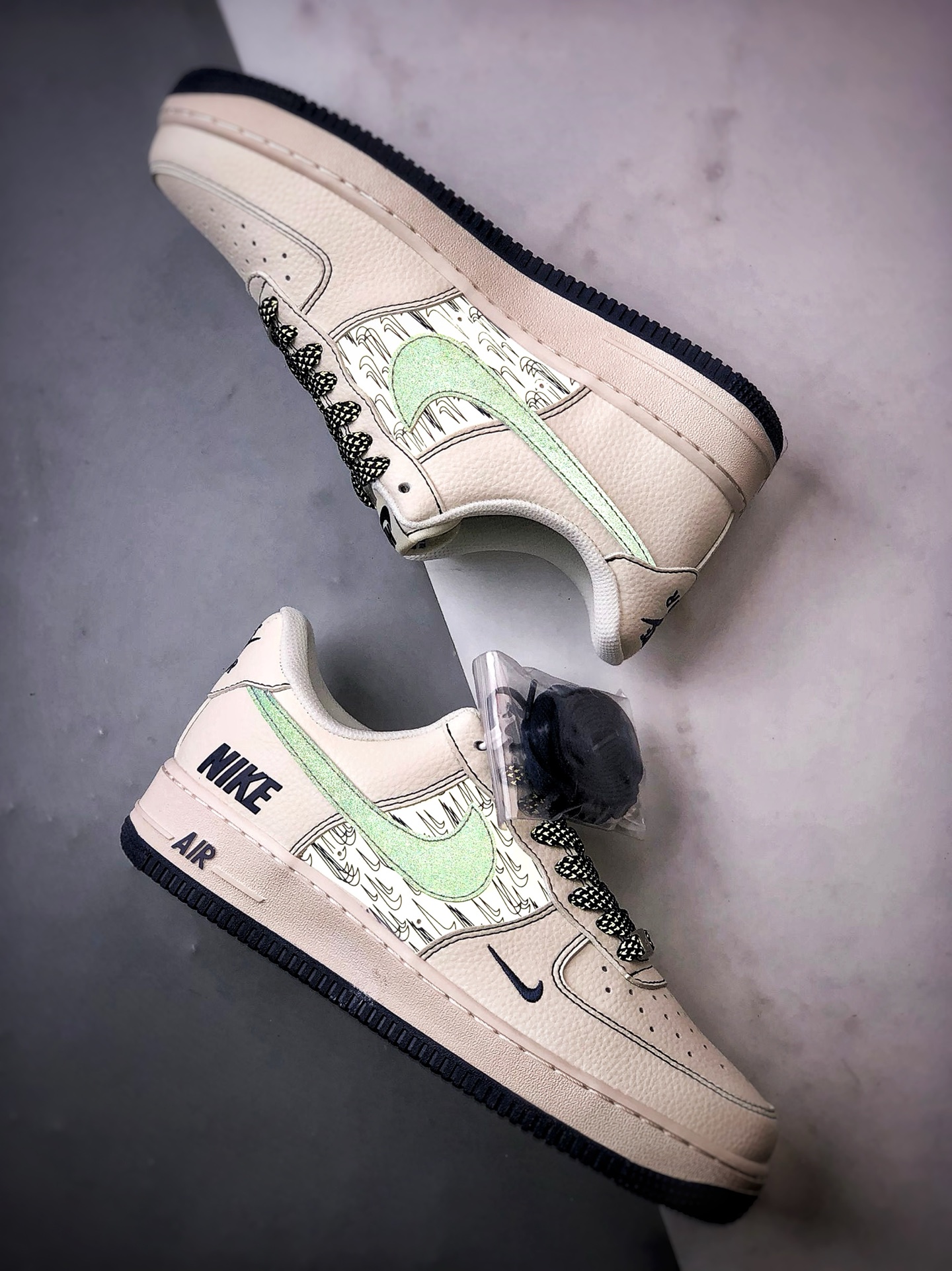 280 Air Force 1 '07 Low 米白深蓝反光   HH7518-069