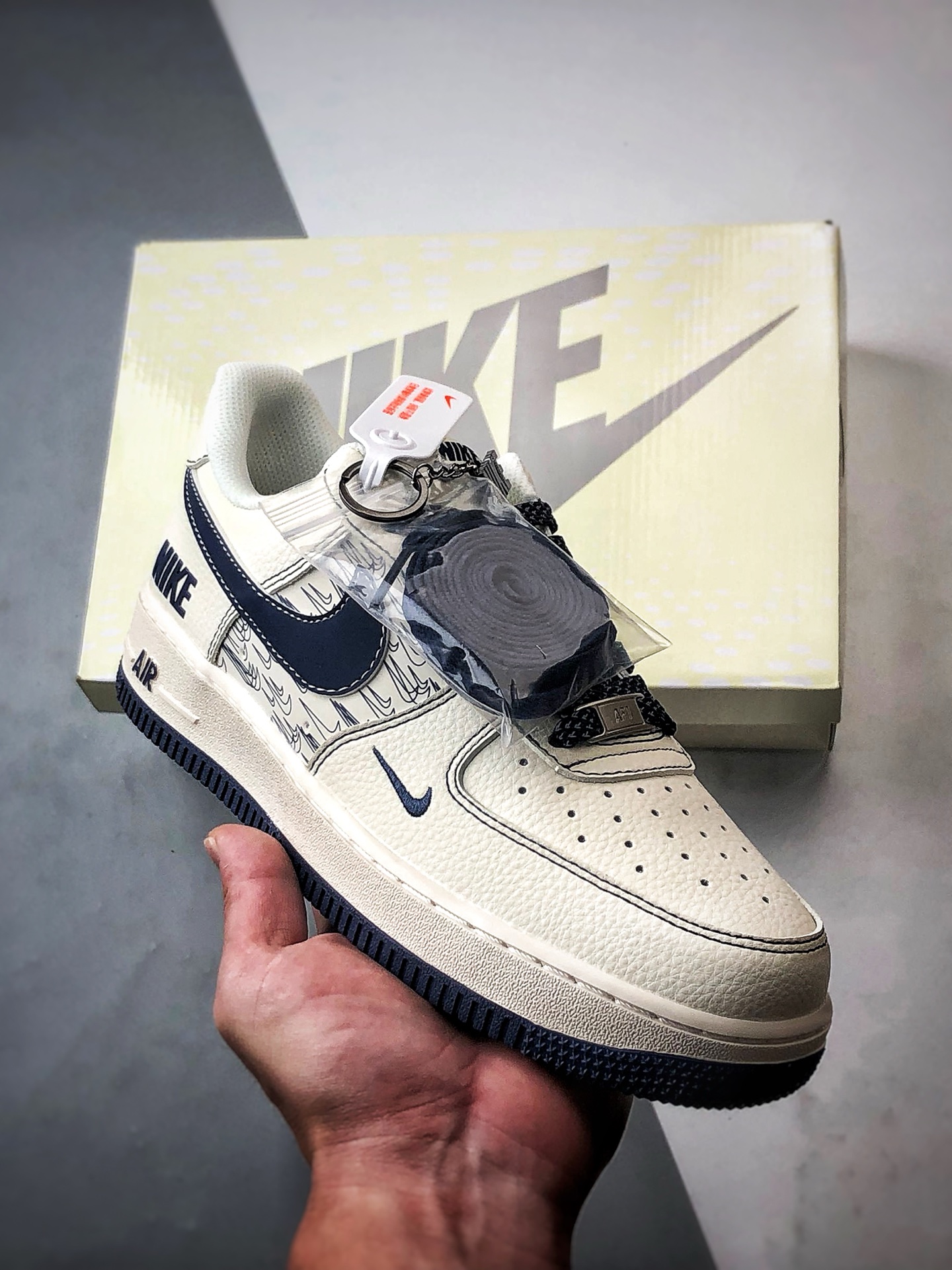 280 Air Force 1 '07 Low 米白深蓝反光   HH7518-069