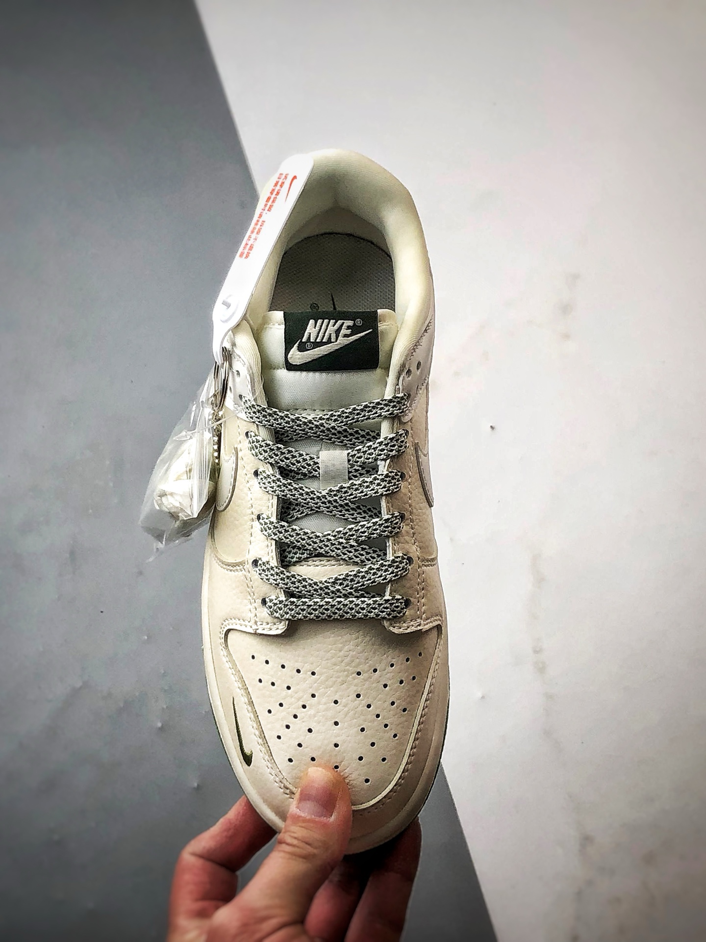 290 NK Dunk Low Retro ”DIY高端定制” 米白绿印字反光 低帮休闲运动板鞋   KK1333-042
