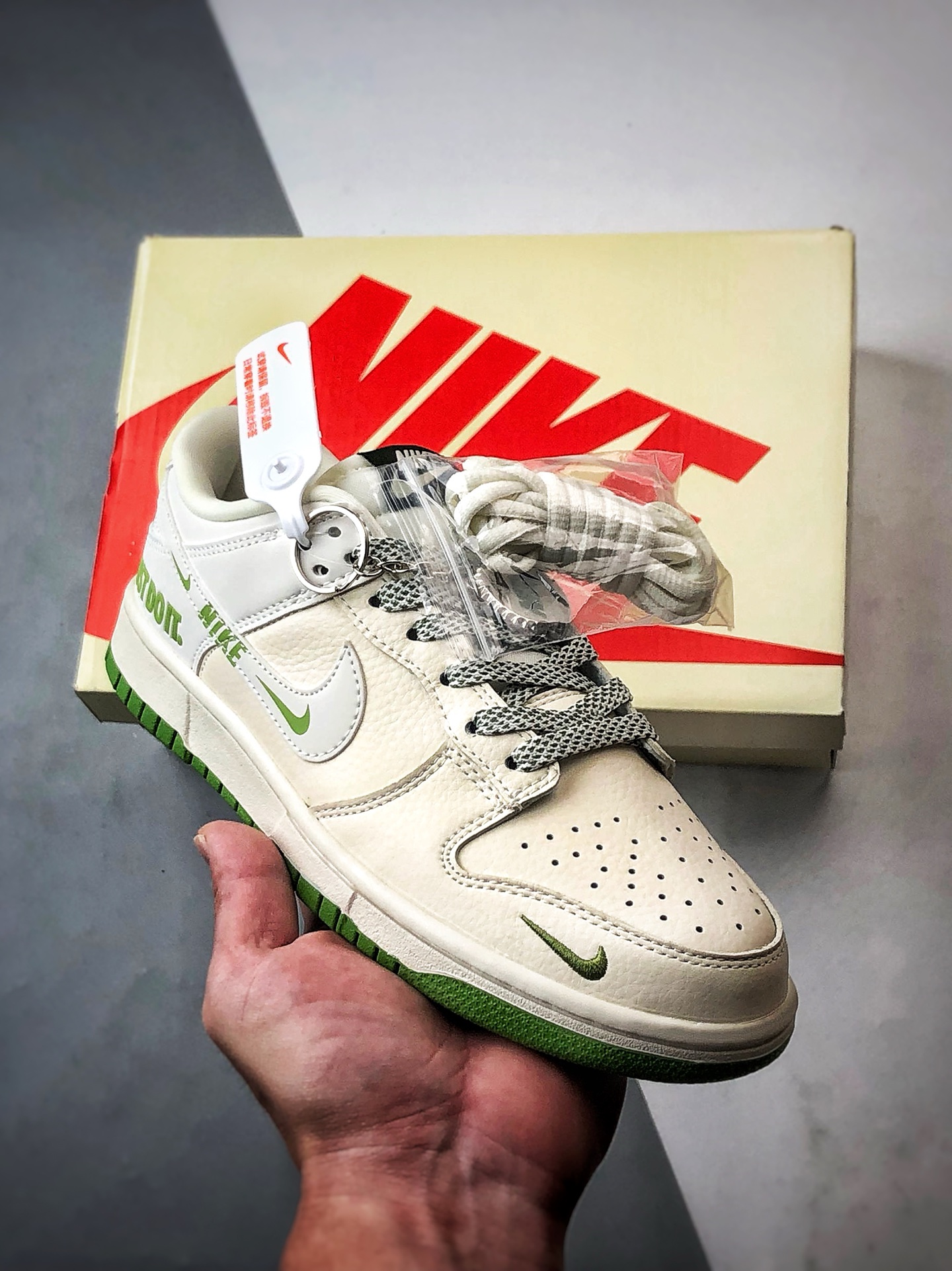 290 NK Dunk Low Retro ”DIY高端定制” 米白绿印字反光 低帮休闲运动板鞋   KK1333-042