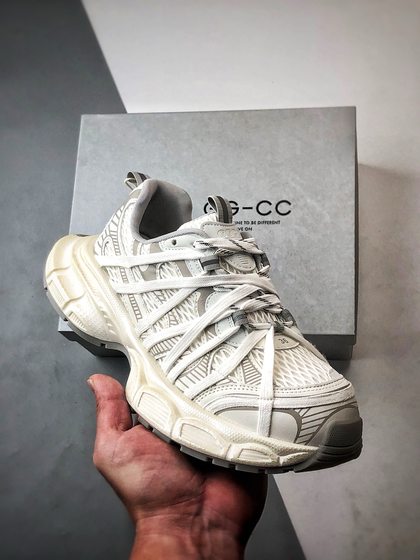 240 GG-CC Chunky Low 白色 25ss新款 厚底增高休闲运动老爹鞋