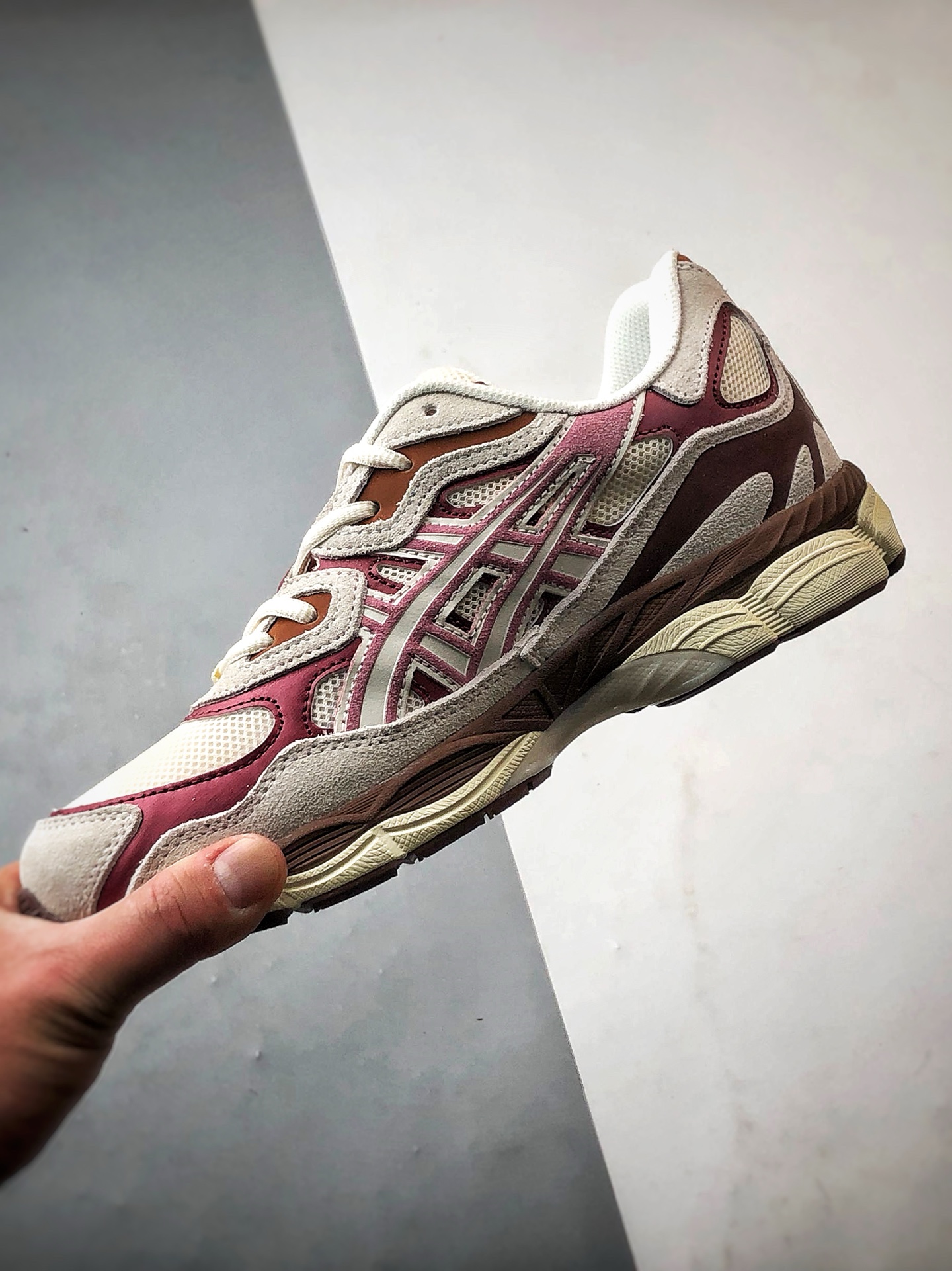 220 Asics Gel-NYC 复古单品 甜粉色 亚瑟士新款厚底街头运动休闲鞋