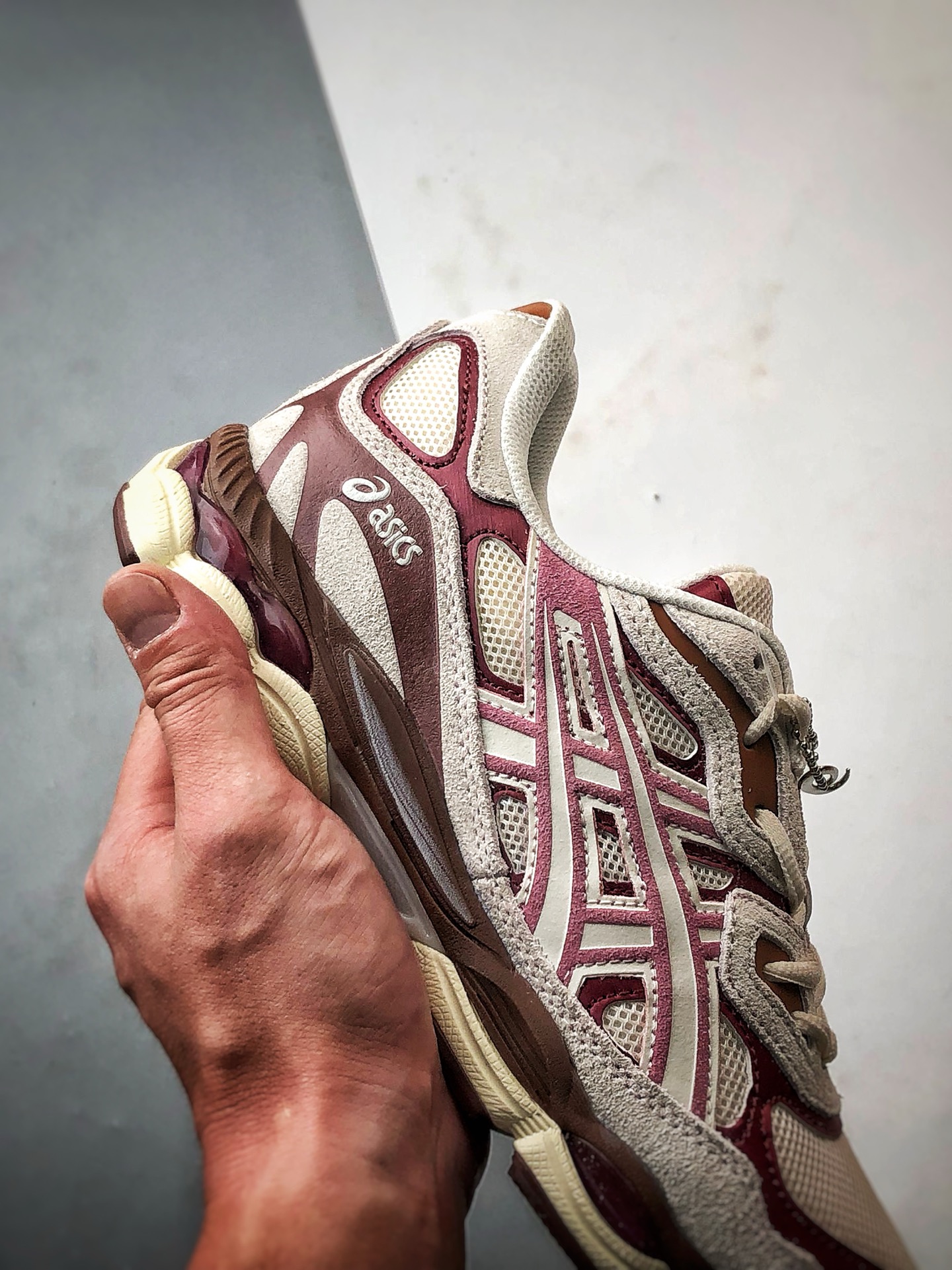 220 Asics Gel-NYC 复古单品 甜粉色 亚瑟士新款厚底街头运动休闲鞋
