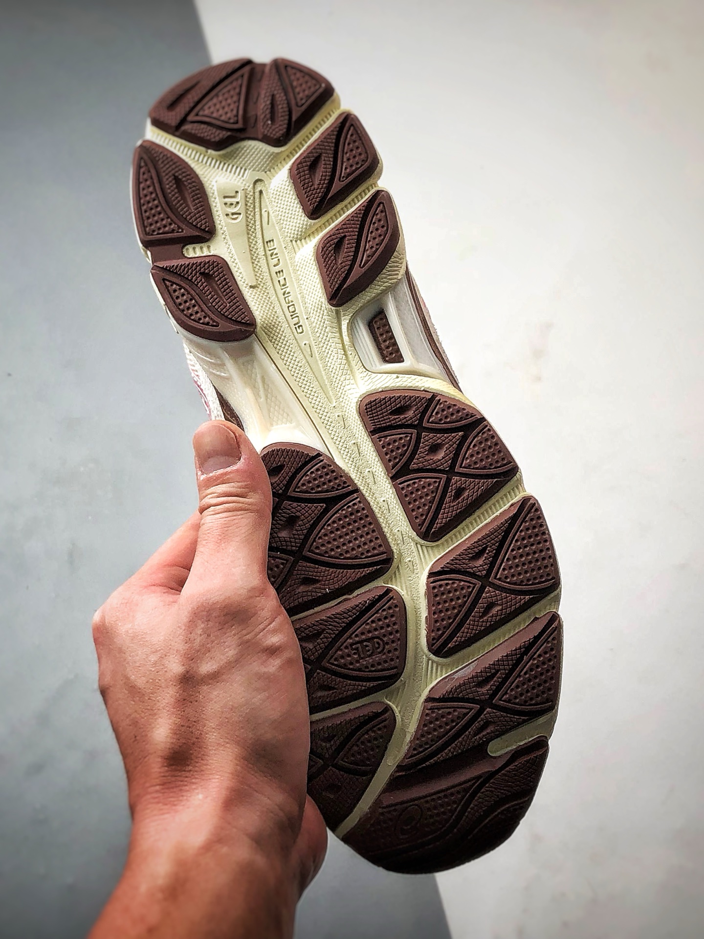 220 Asics Gel-NYC 复古单品 甜粉色 亚瑟士新款厚底街头运动休闲鞋
