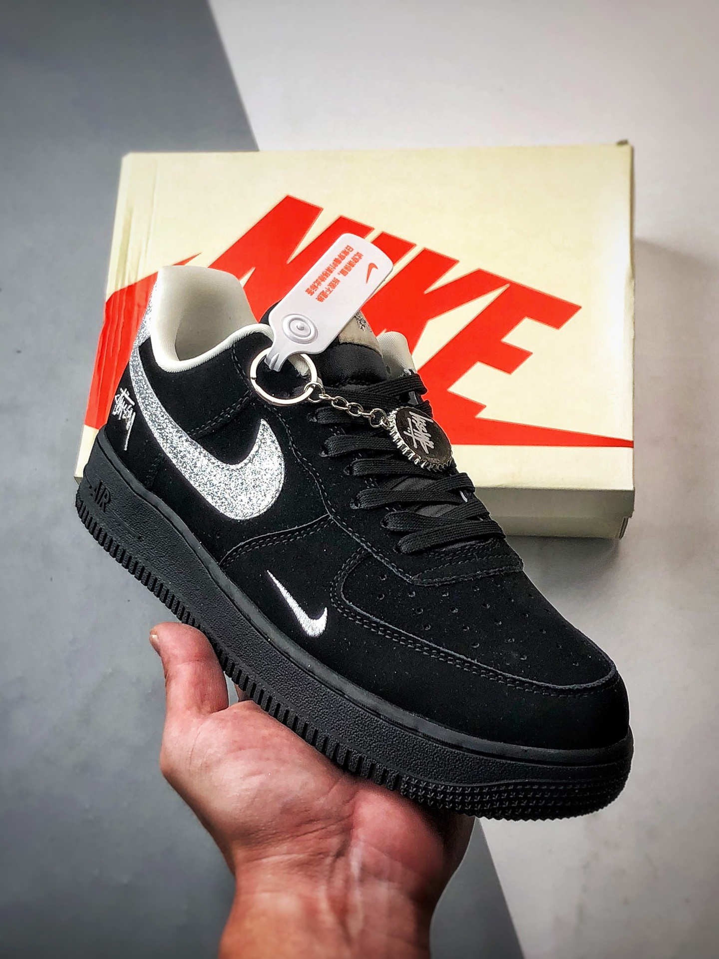 280 Stussy x Air Force 1 Low 黑色银钻钩   DF0188-043