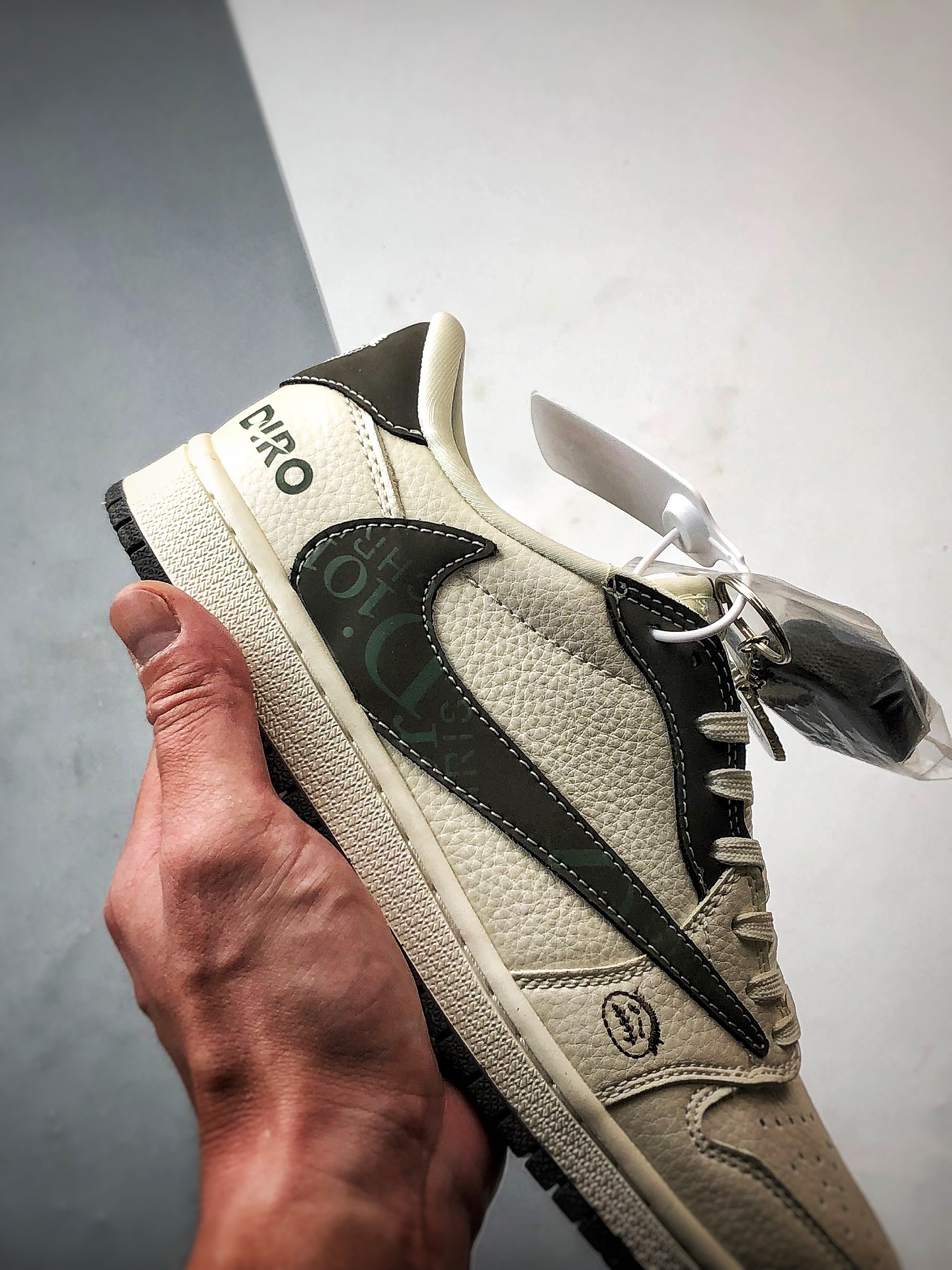 290 Air Jordan 1 Low OG ”高端定制” 迪奥米白灰绿倒钩  LD2025-006