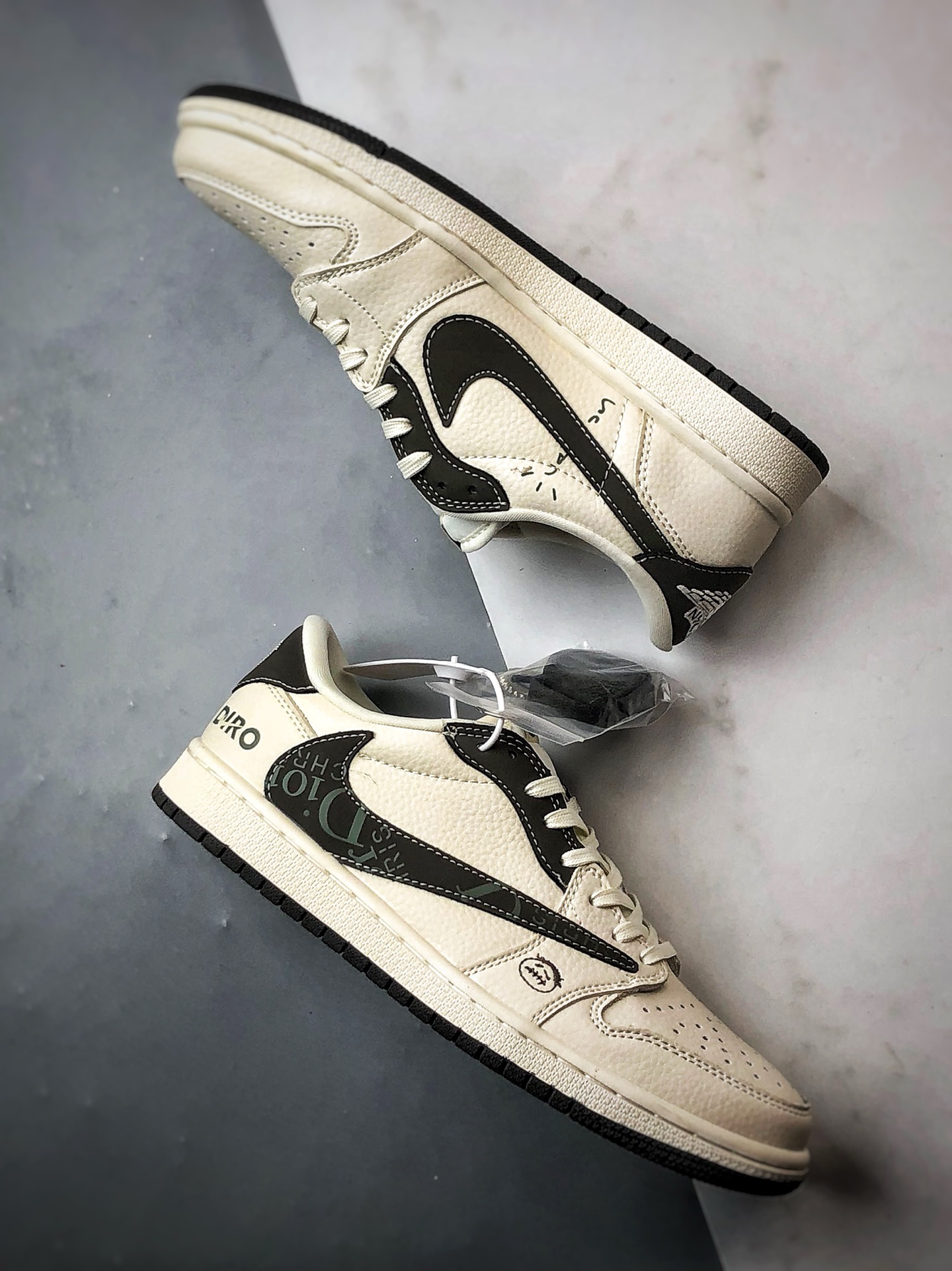 290 Air Jordan 1 Low OG ”高端定制” 迪奥米白灰绿倒钩  LD2025-006