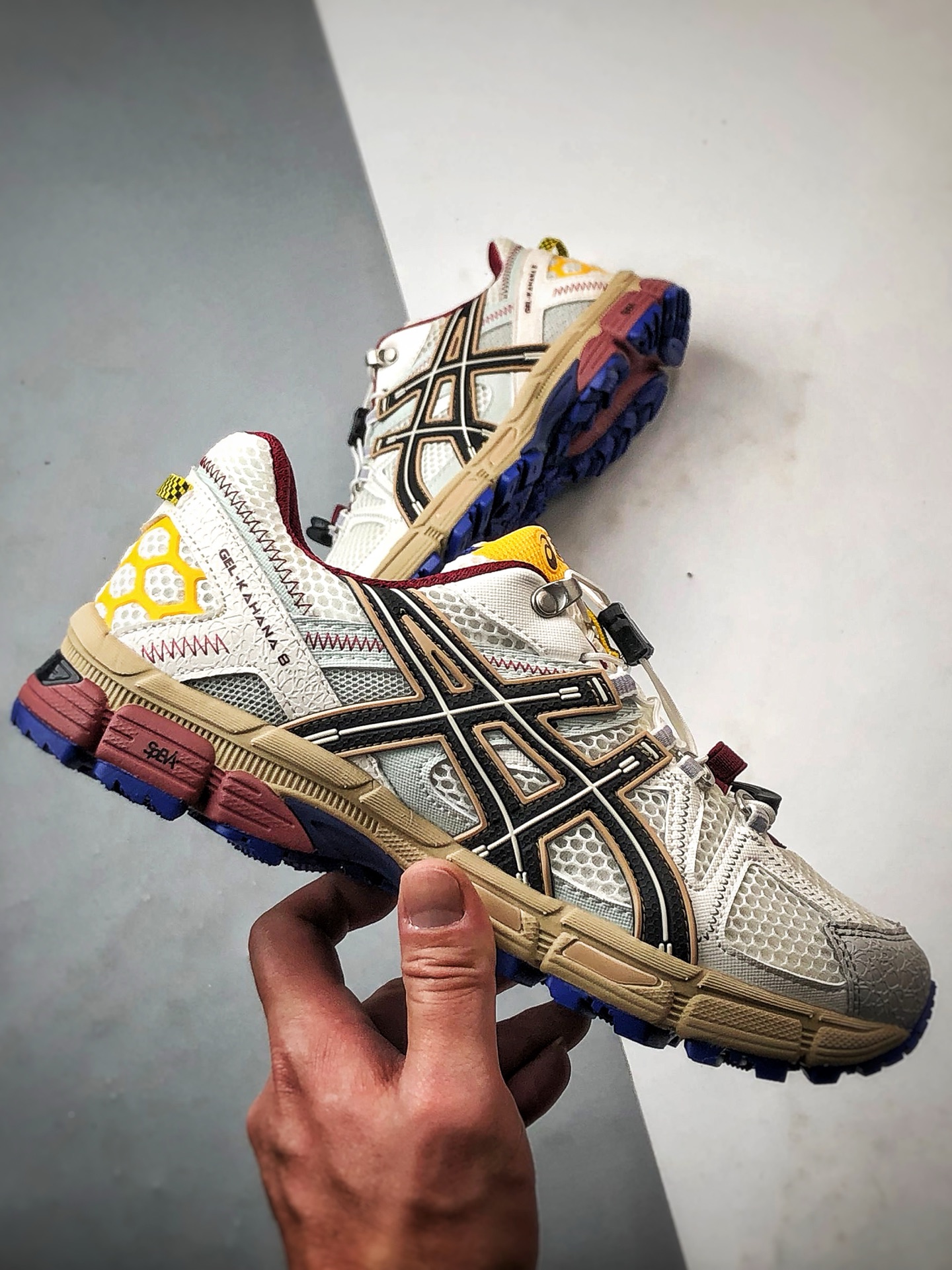 180 Asics Gel-Kahana 8 白黑红 亚瑟士经典户外跑鞋 1011B828-100