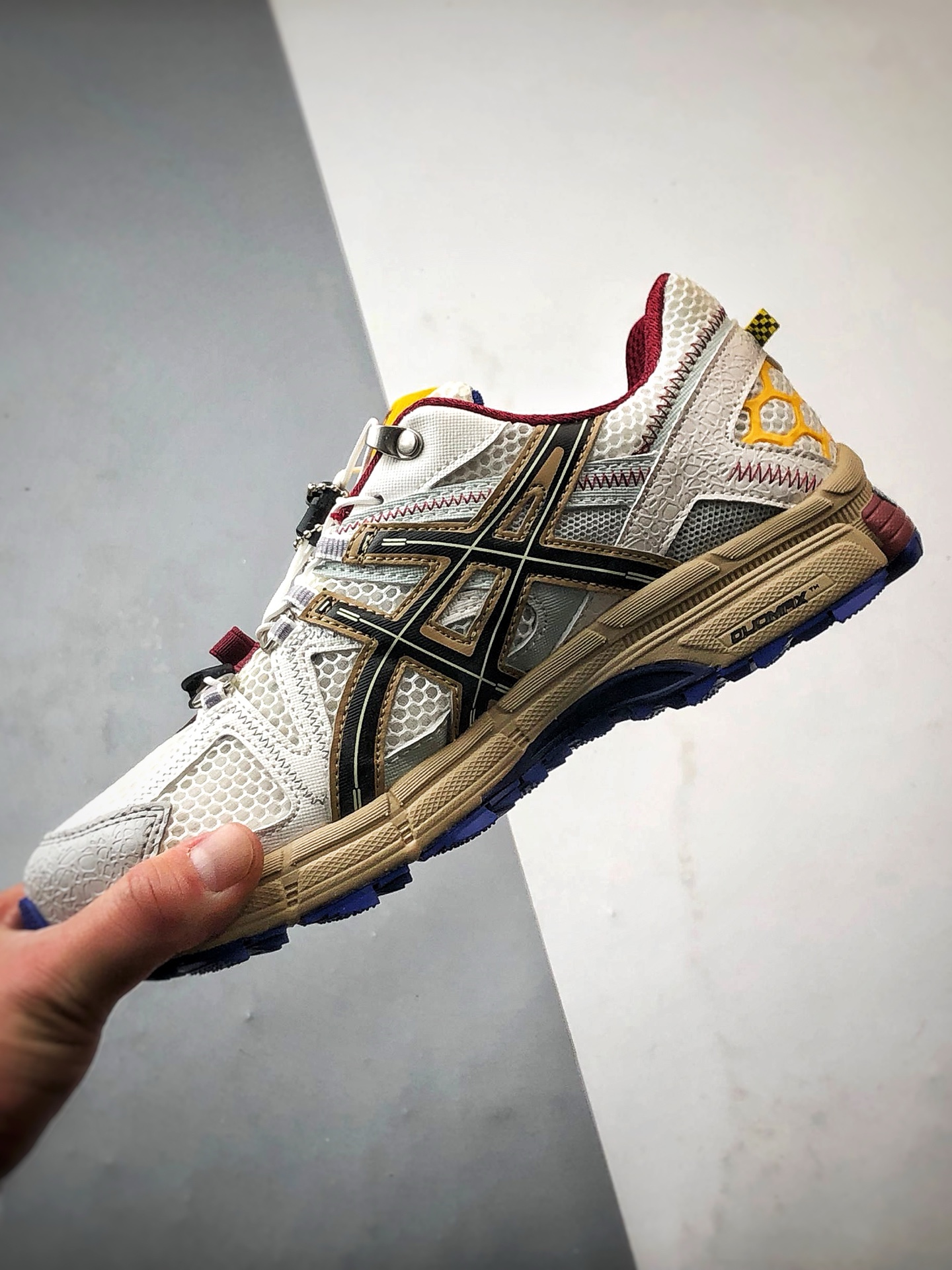180 Asics Gel-Kahana 8 白黑红 亚瑟士经典户外跑鞋 1011B828-100