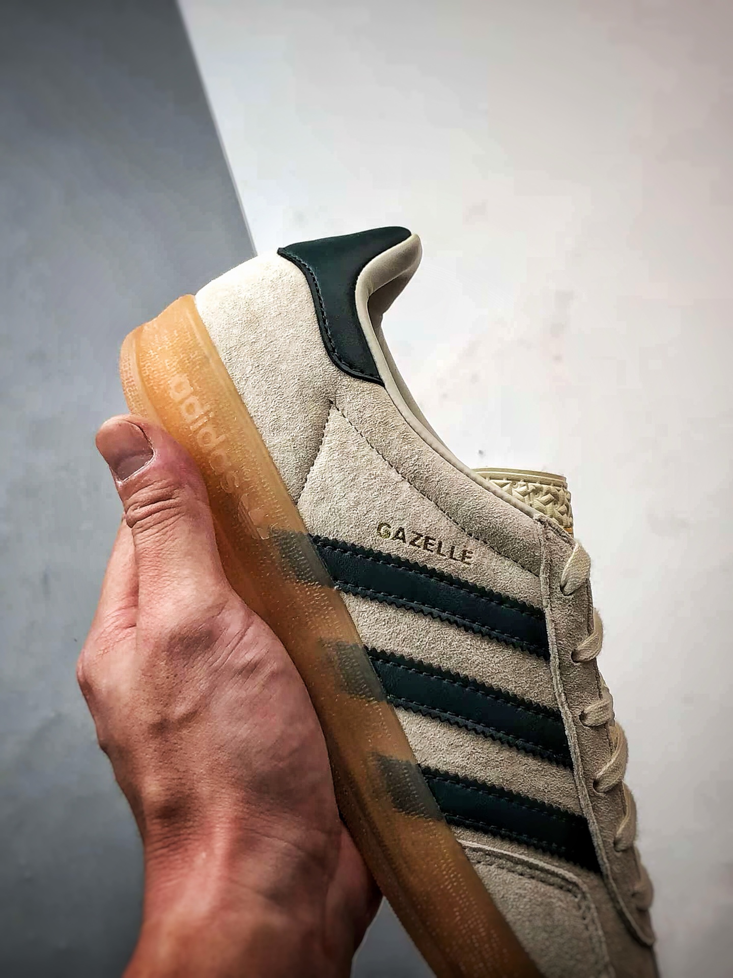 AD Originals Gazelle Indoor 米灰绿 三叶草复古休闲运动板鞋 IH7502