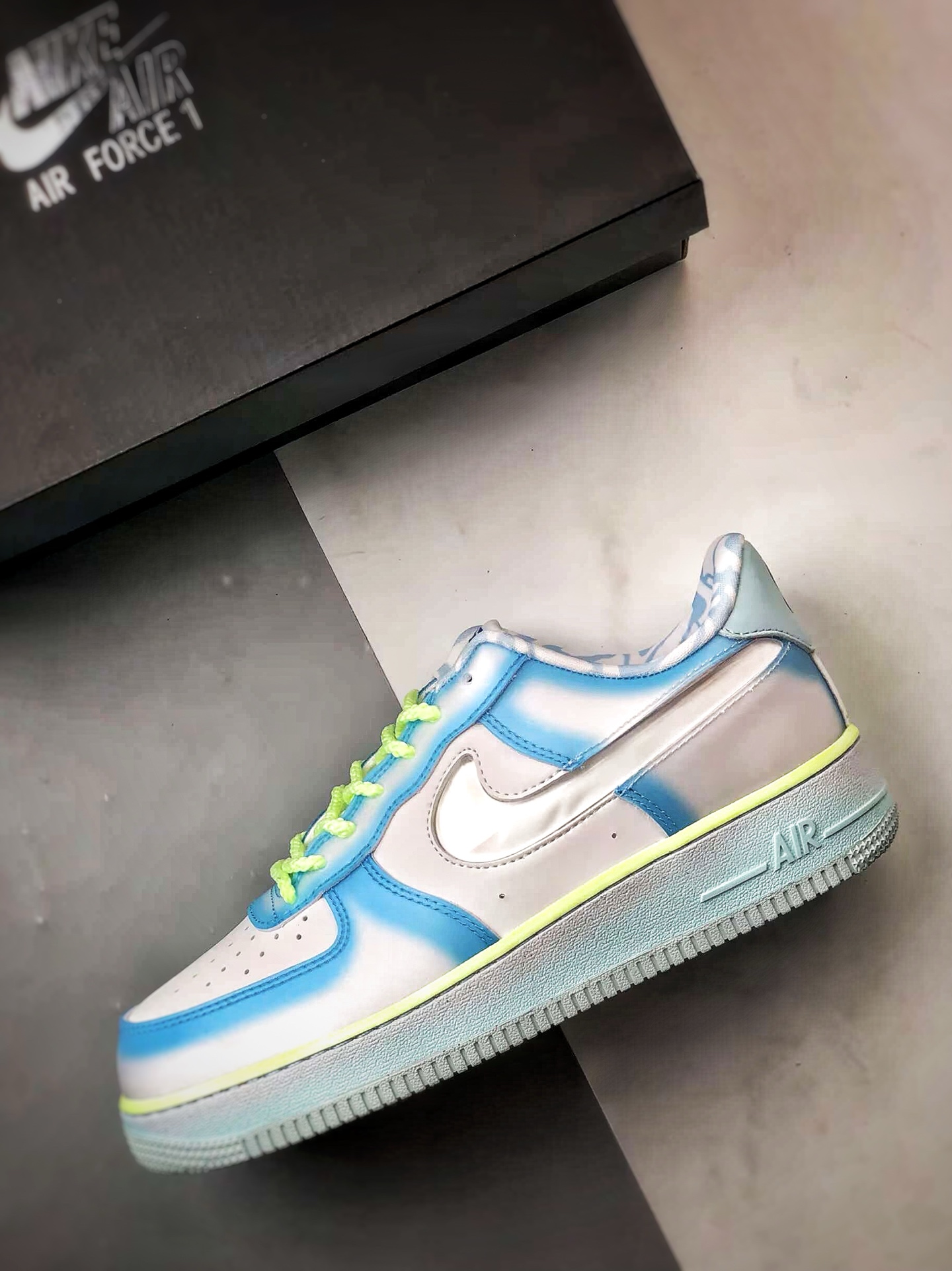 220 SWDC x Air Force 1 Low 白绿蓝渐变 HJ4399-400