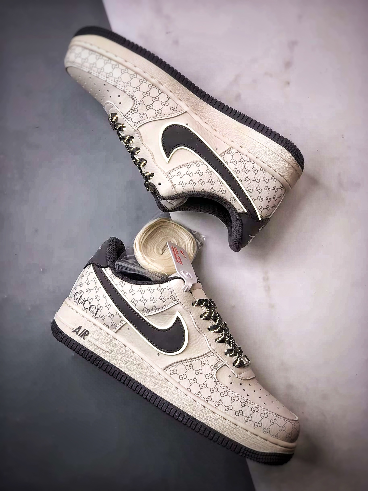 Gucci x Air Force 1 Low 印花白灰 CS5288-003