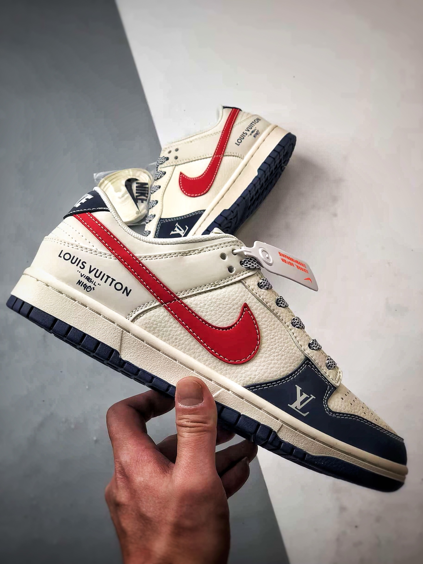 NK Dunk Low Retro ”DIY高端定制” LV反光白蓝红 低帮休闲运动板鞋 JJ2508-563