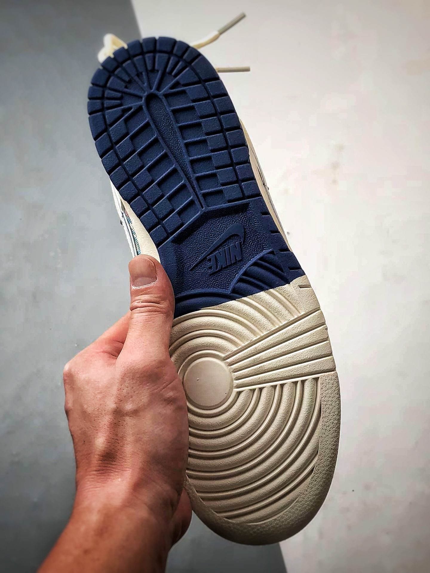 NK Dunk Low Retro ”DIY高端定制” LV米白油画解构绑带 低帮休闲运动板鞋 DM6868-077