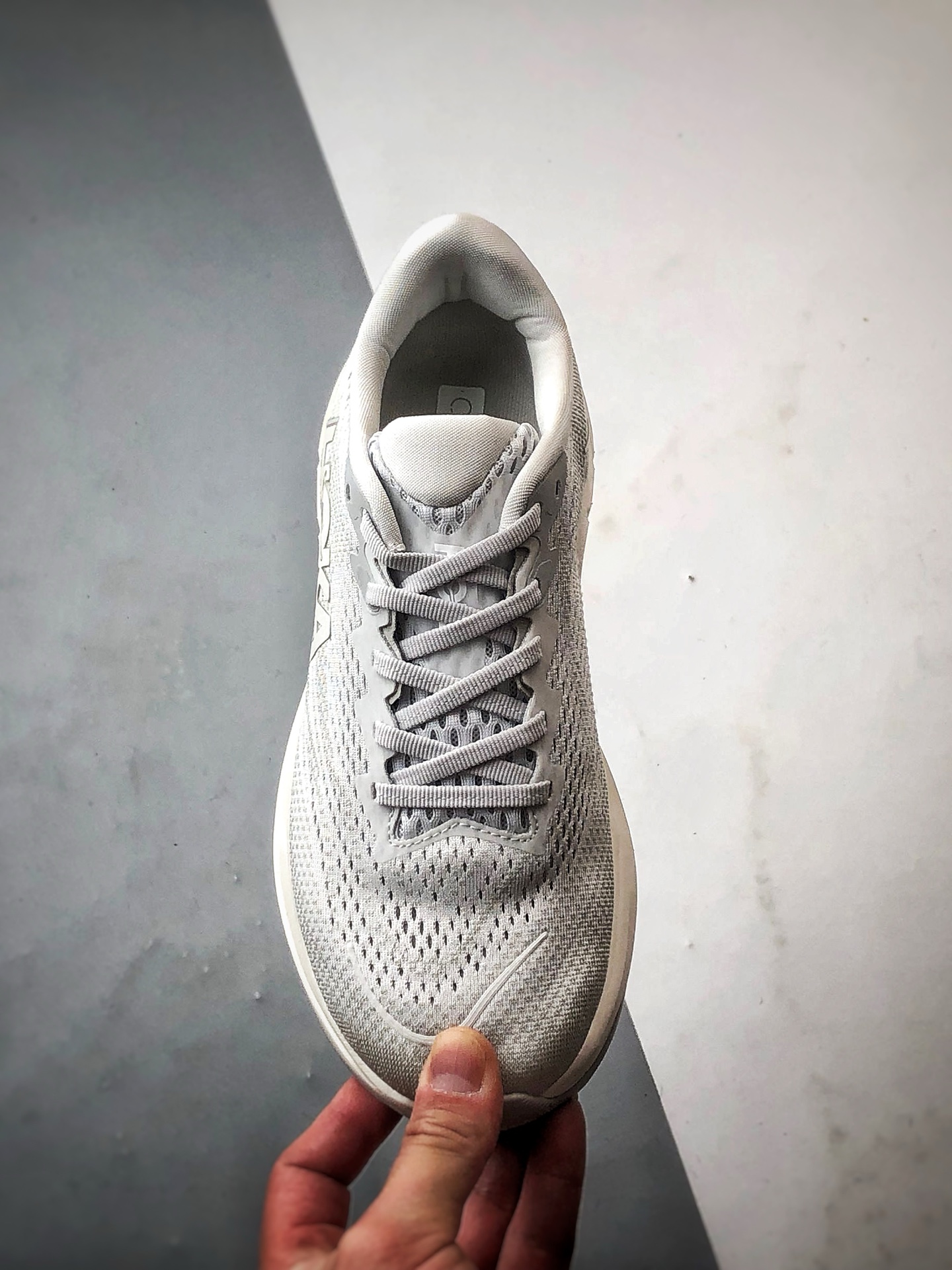220 Hoka One One Rincon 4 灰白 林康4代公路休闲跑步鞋 1155130-SSTC
