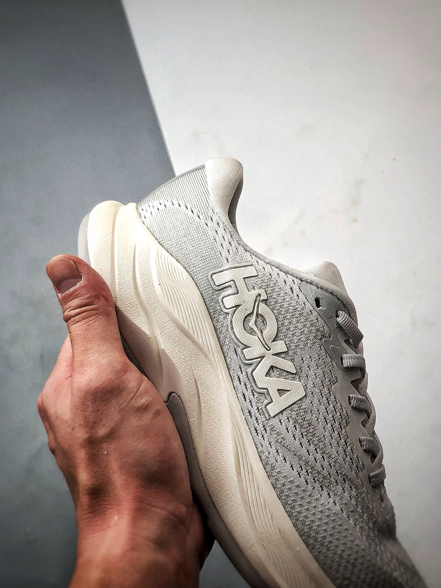 220 Hoka One One Rincon 4 灰白 林康4代公路休闲跑步鞋 1155130-SSTC