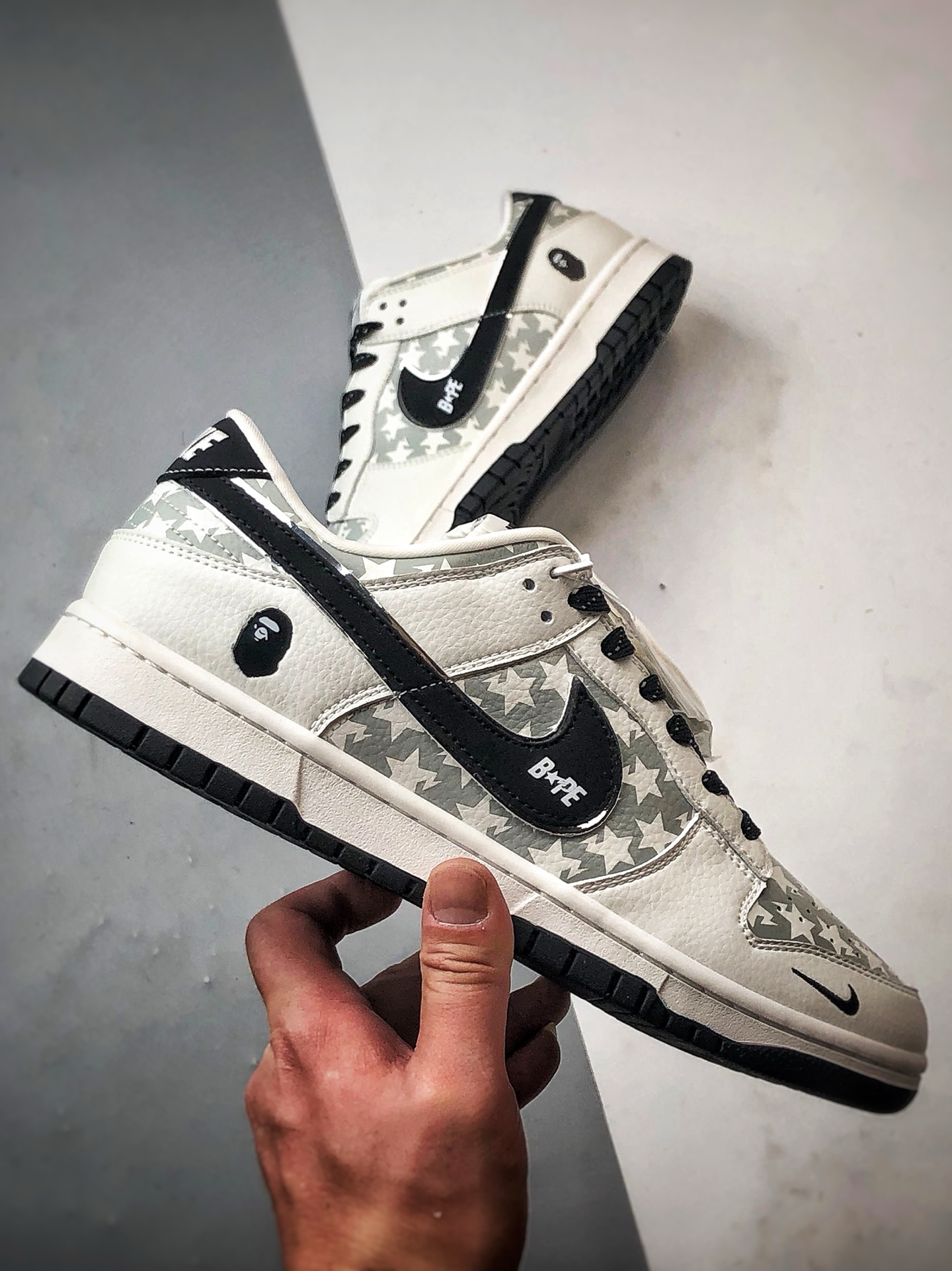 NK Dunk Low Retro ”DIY高端定制” Bape白灰黑五角星印花 低帮休闲运动板鞋 CS1688-104