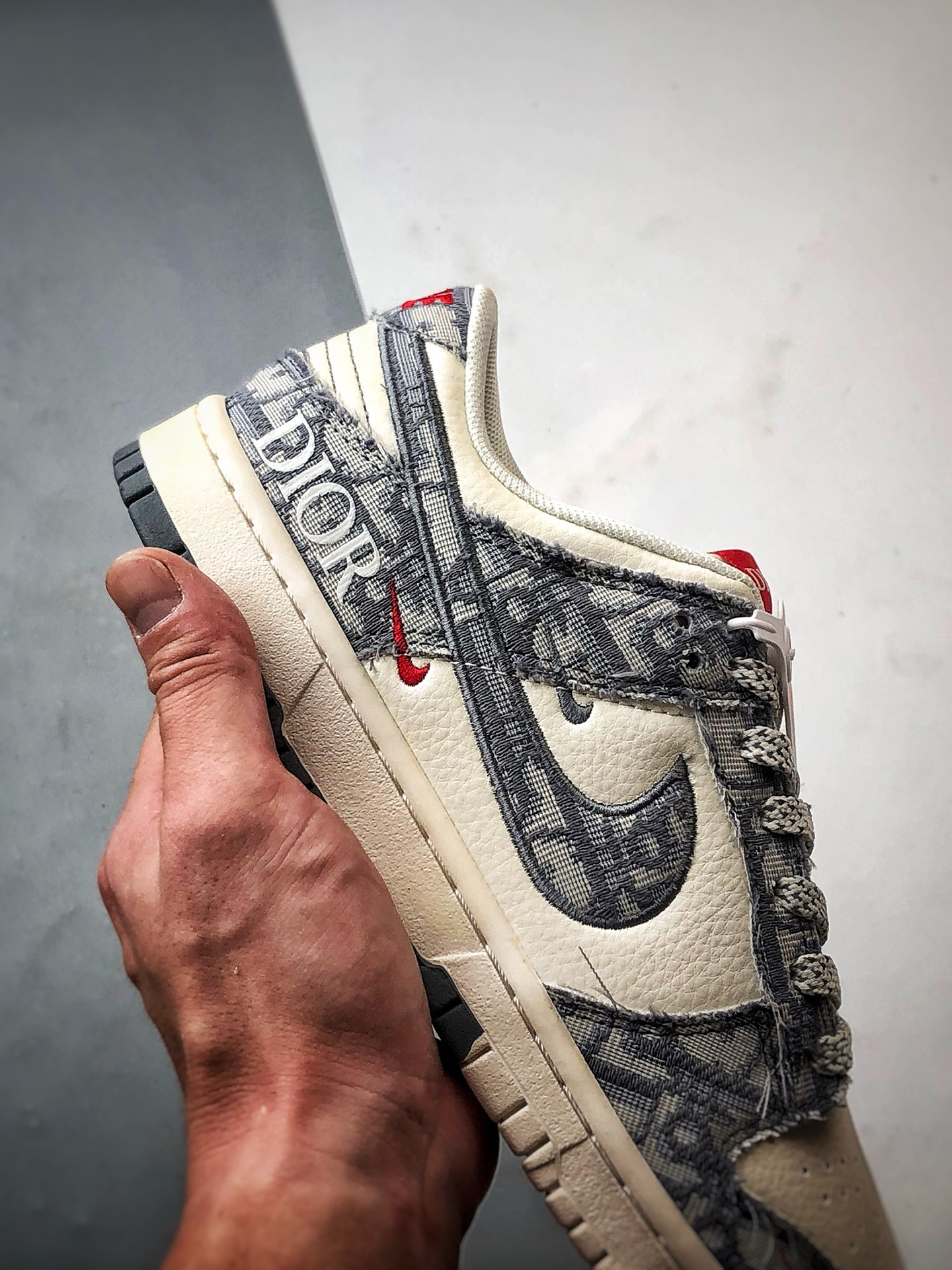 NK Dunk Low Retro ”DIY高端定制” 迪奥米白灰牛仔布 低帮休闲运动板鞋 SJ2558-013