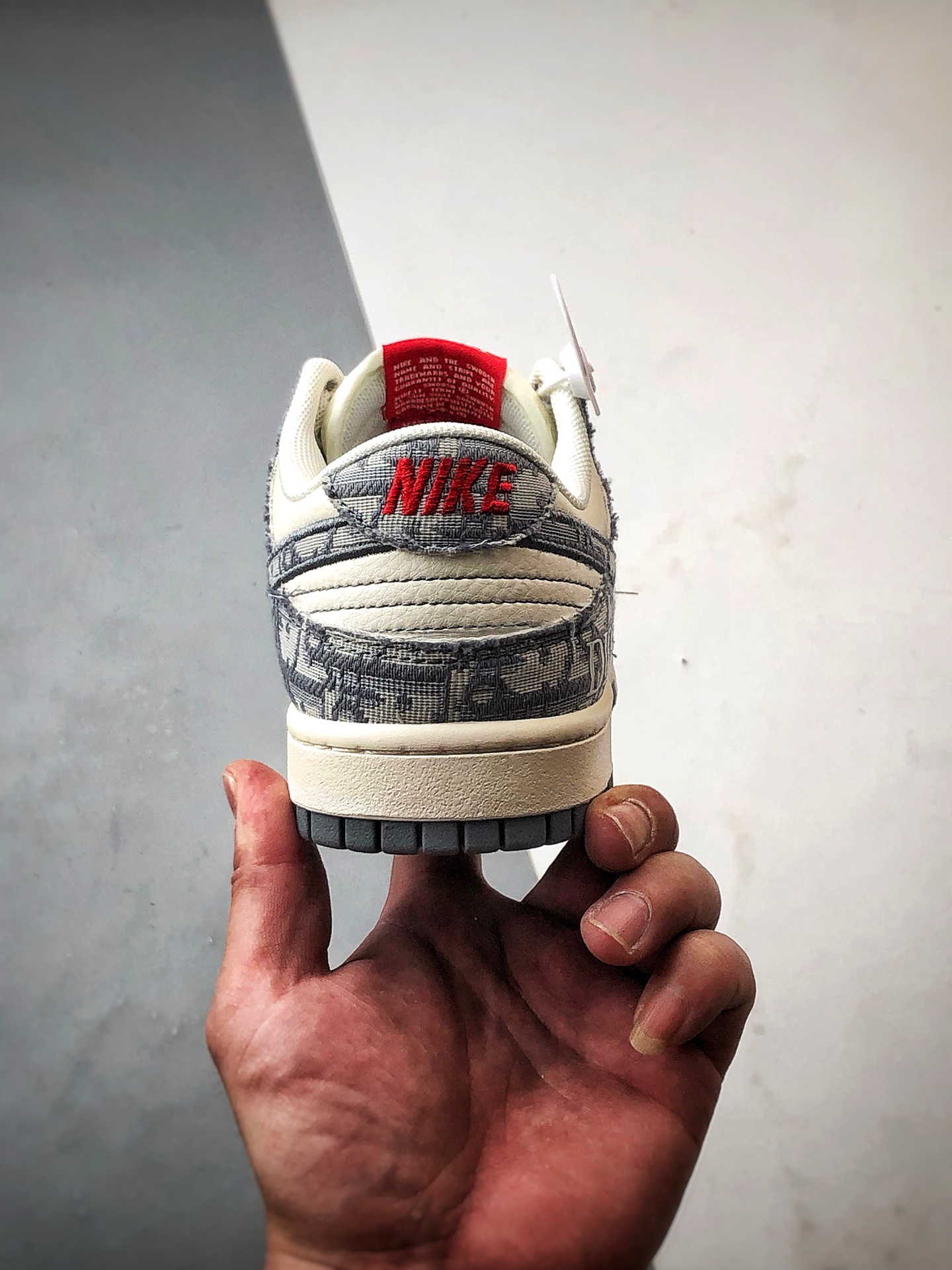 NK Dunk Low Retro ”DIY高端定制” 迪奥米白灰牛仔布 低帮休闲运动板鞋 SJ2558-013