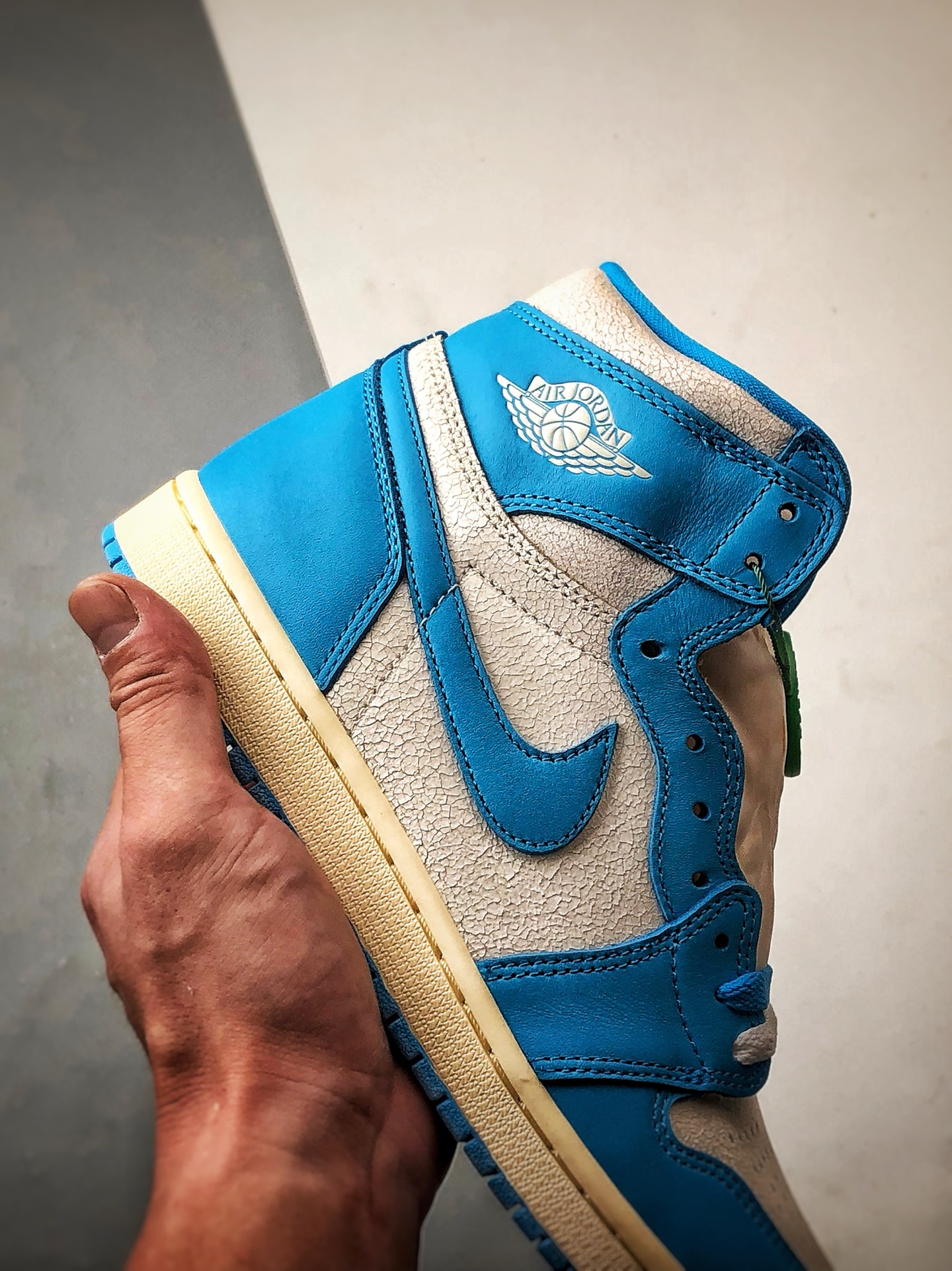 Air Jordan 1 Retro High ”UNC Reimagined” 做旧龟裂北卡蓝 DZ5485-402
